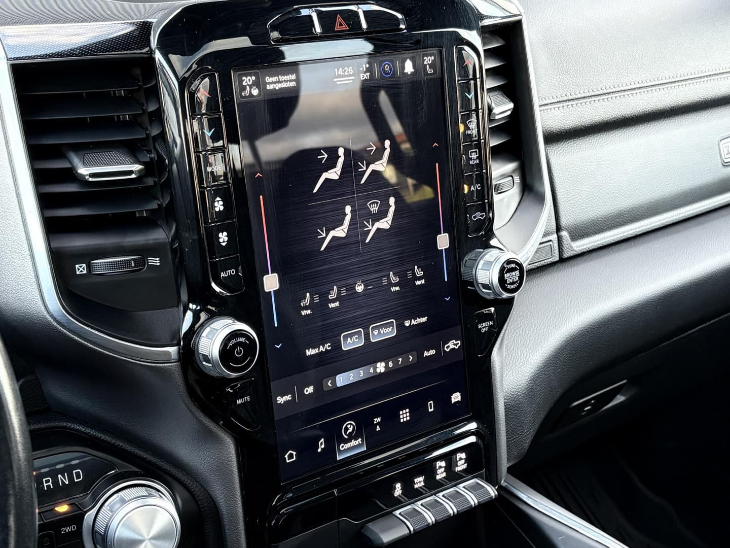 Dodge Ram 1500 5.7 V8 4x4 Crew Cab Laramie thumbnail 7