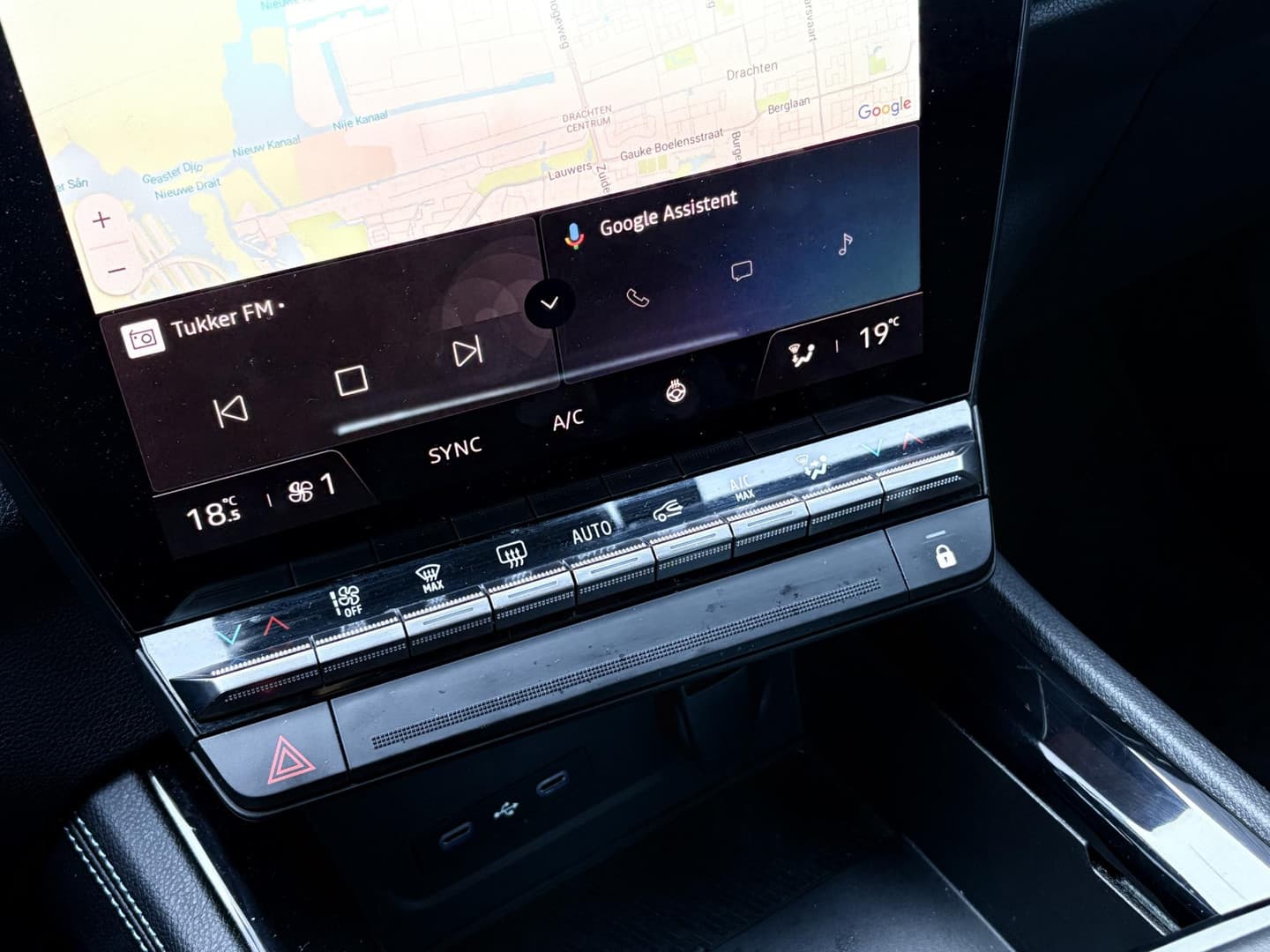 Renault Austral 1.2 E-Tech full hybrid 200 techno esprit Alpine Keyless thumbnail 15