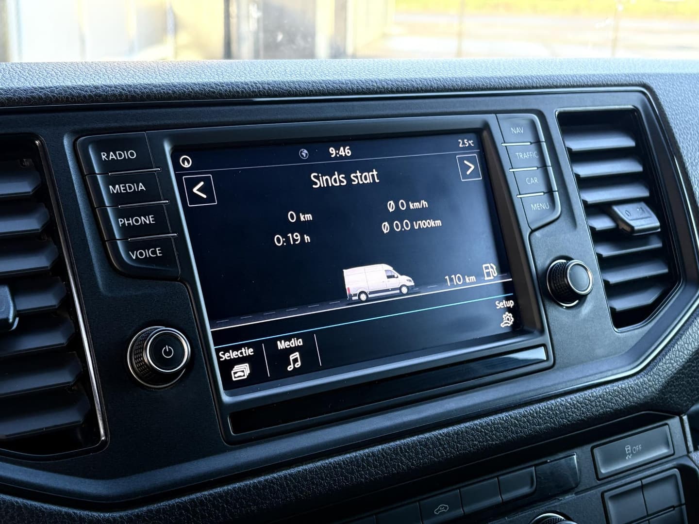 Volkswagen Crafter 35 2.0 TDI L5H3 177PK AUTOMAAT thumbnail 9