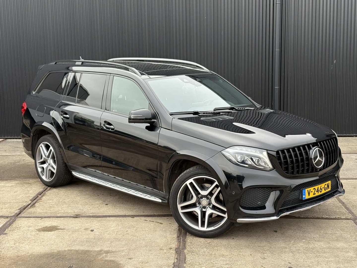Mercedes-Benz GLS 350 d 4MATIC thumbnail 43