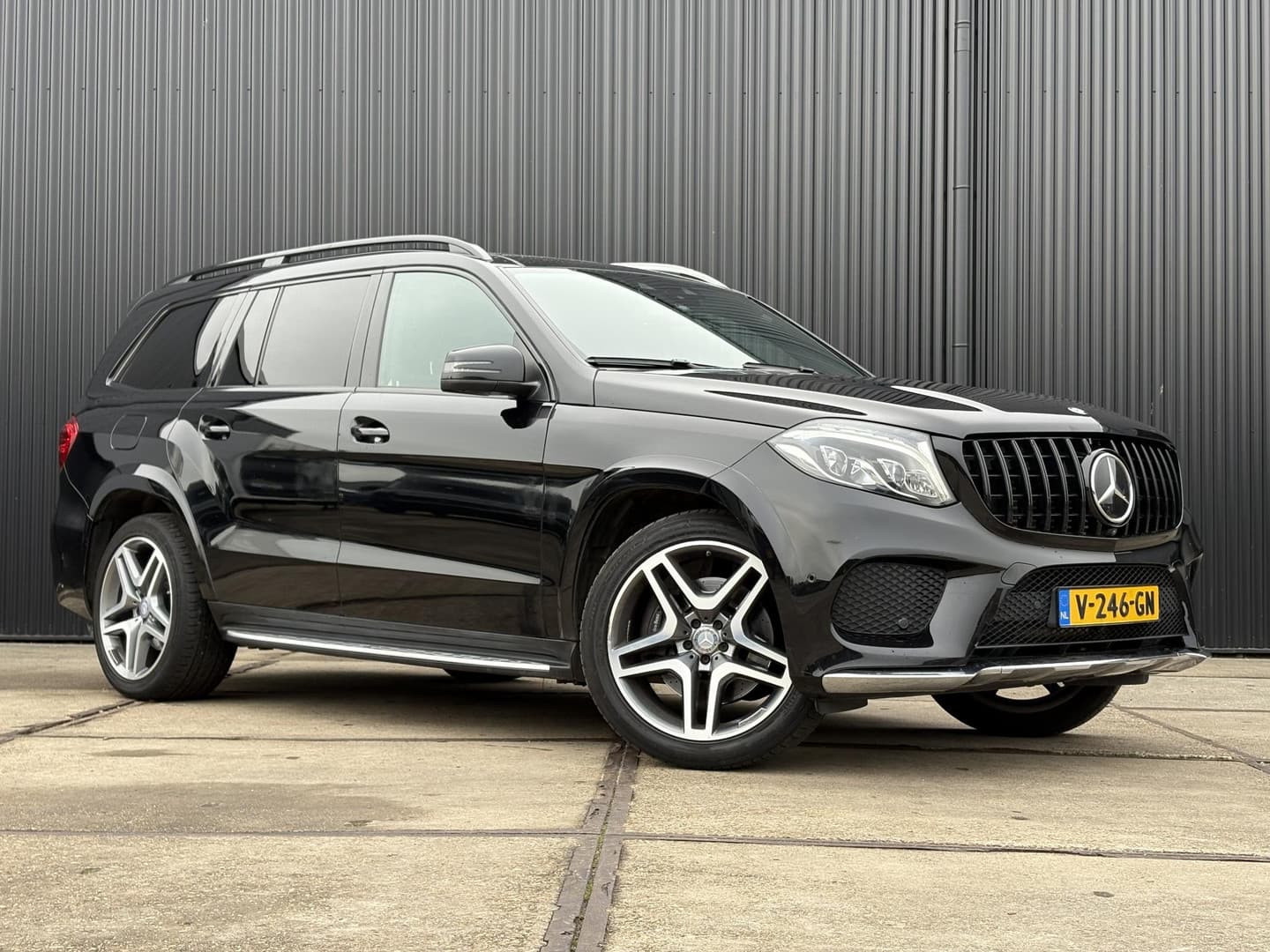 Mercedes-Benz GLS 350 d 4MATIC thumbnail 5