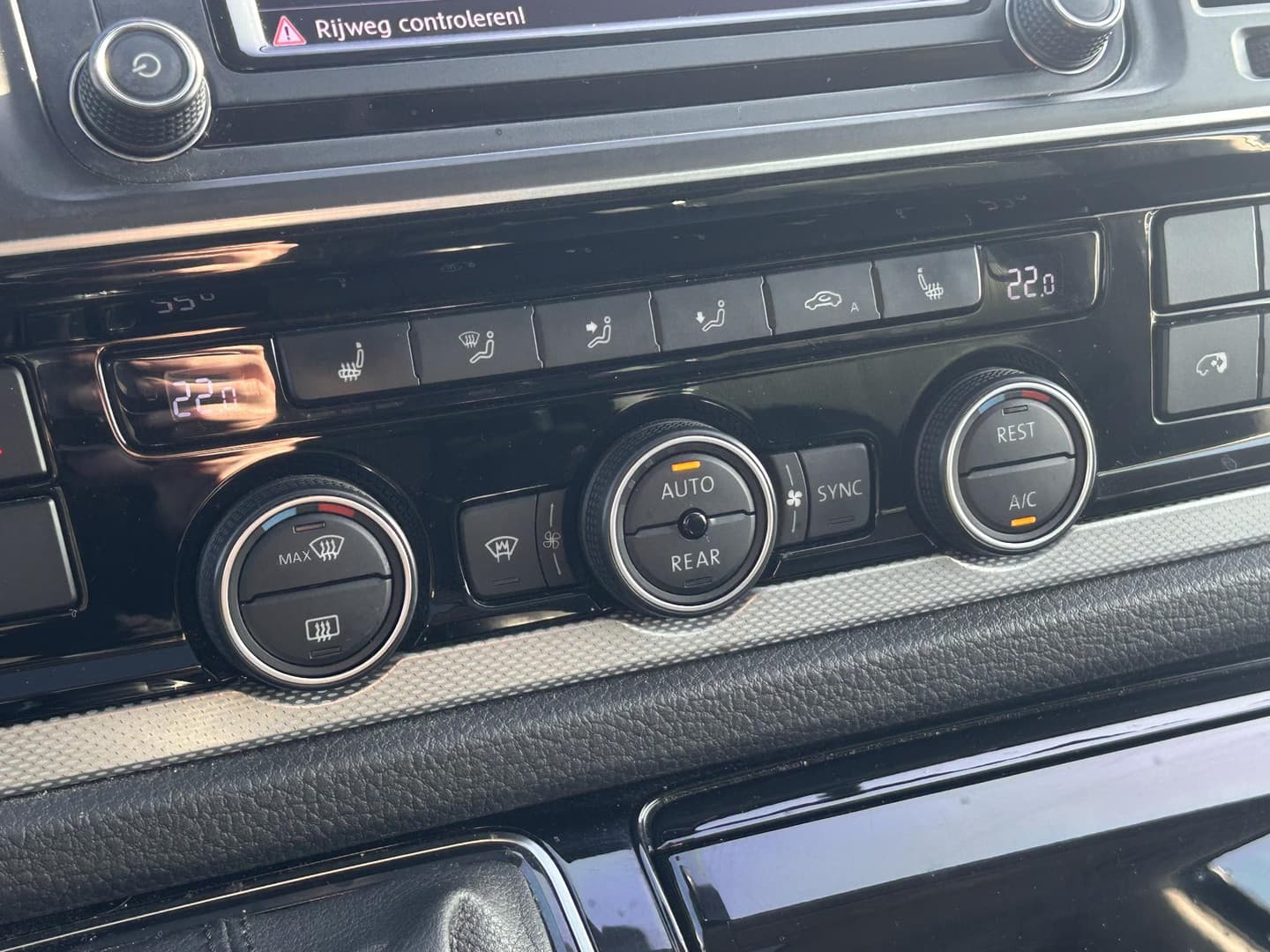 Volkswagen Caravelle 2.0 TDI 199PK L2H1 DC Highline Transporter BOM VOL thumbnail 15