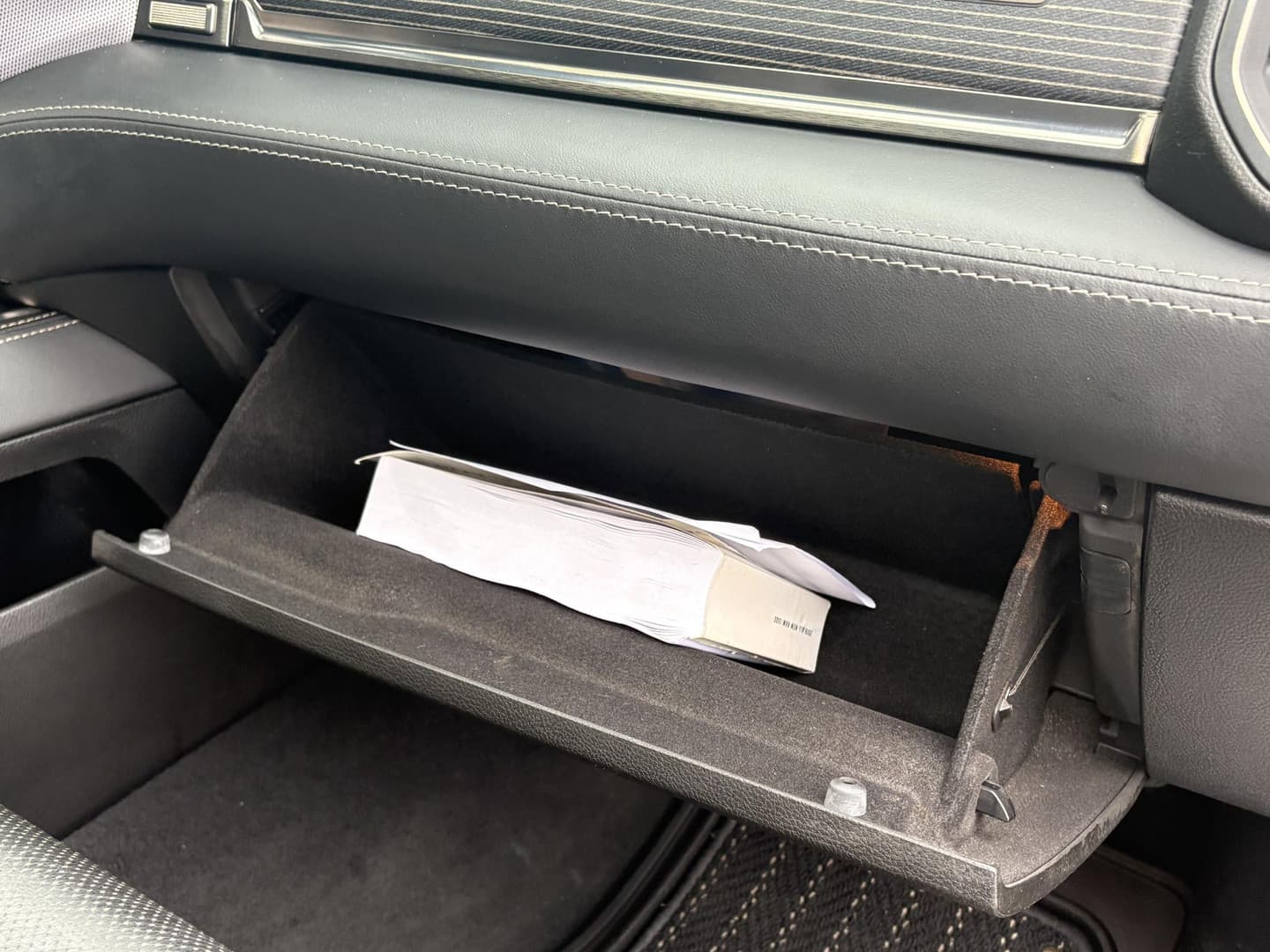 Dodge Ram 1500 5.7 V8 4x4 Crew Cab 5'7 Limited thumbnail 23