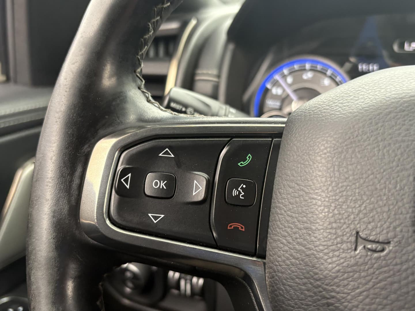 Dodge Ram 1500 5.7 V8 4x4 Crew Cab 5'7 Limited thumbnail 38