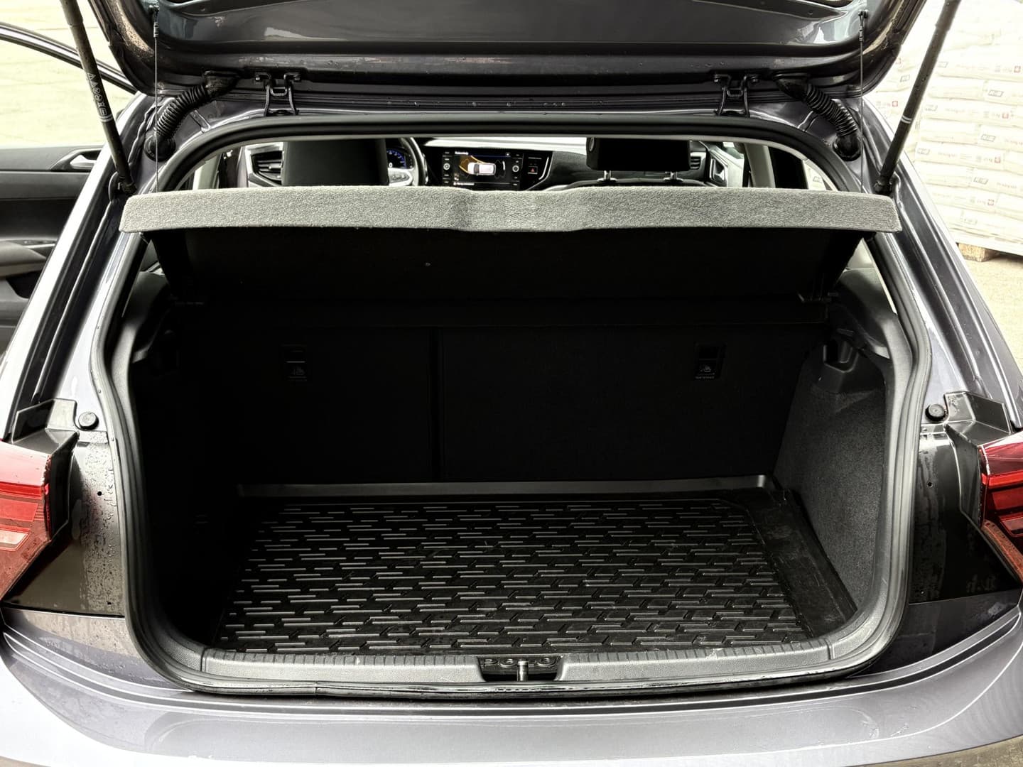 Volkswagen Polo 1.0 TSI Life Business thumbnail 11