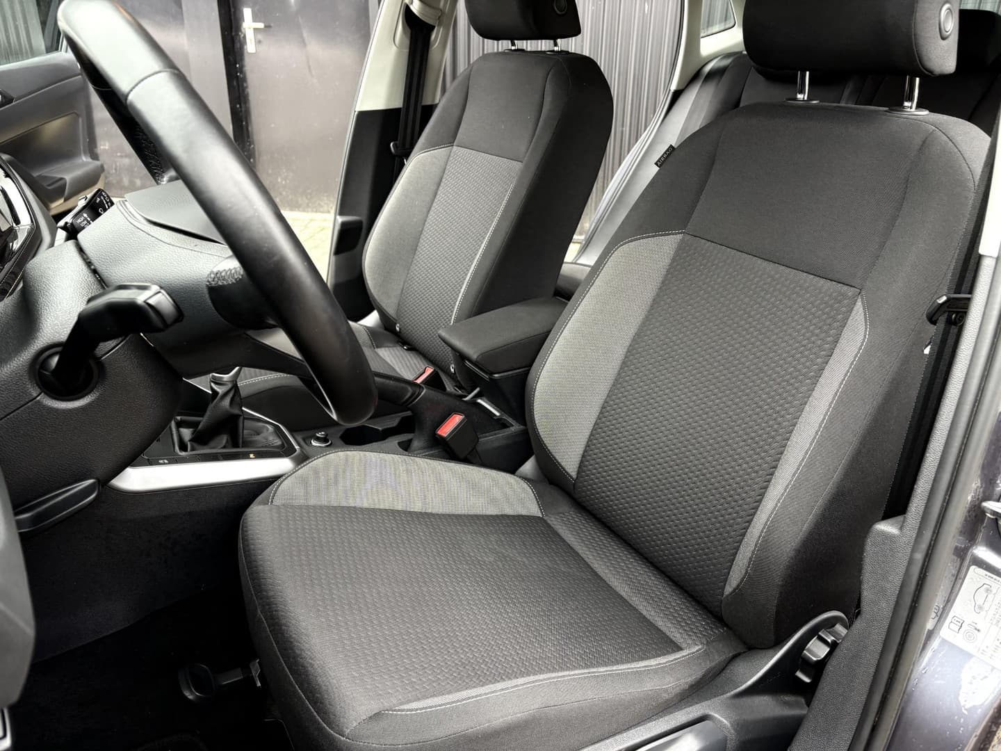 Volkswagen Polo 1.0 TSI Life Business thumbnail 8