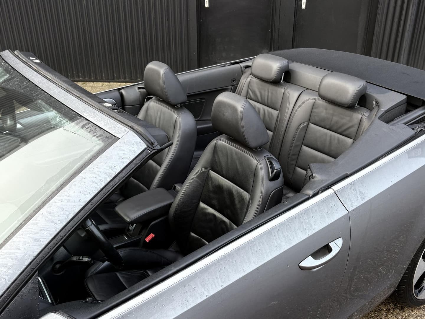 Volkswagen Golf Cabriolet 2.0 TDI DSG thumbnail 3