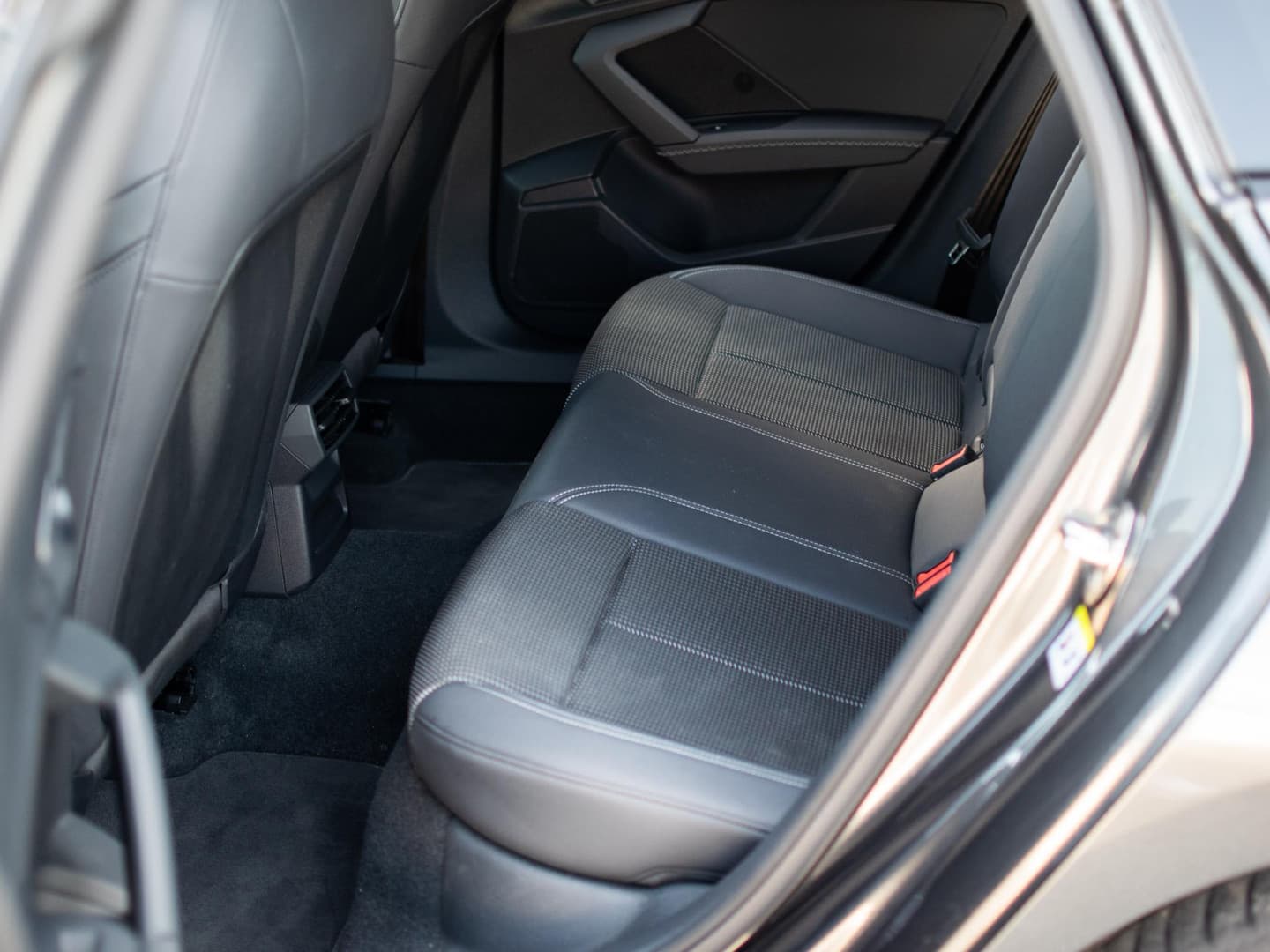 Audi A3 Limousine 35 TFSI edition one thumbnail 18