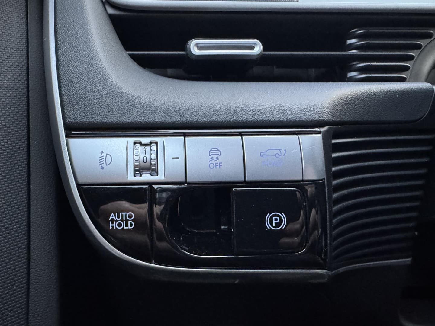 Hyundai Ioniq-5 thumbnail 20