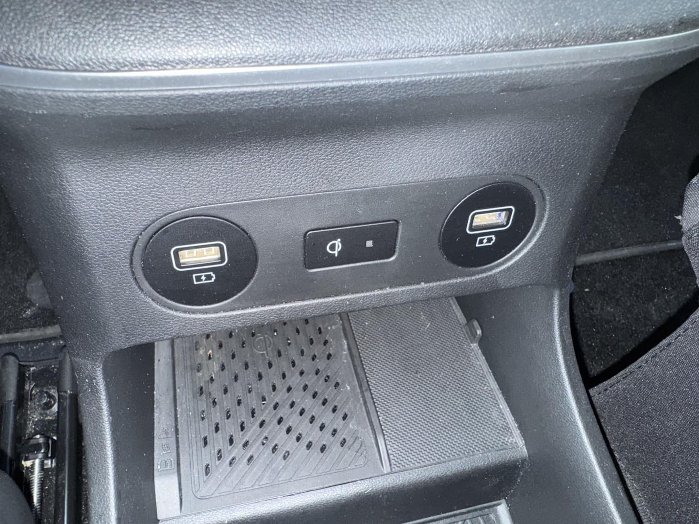 Hyundai Ioniq-5 thumbnail 27