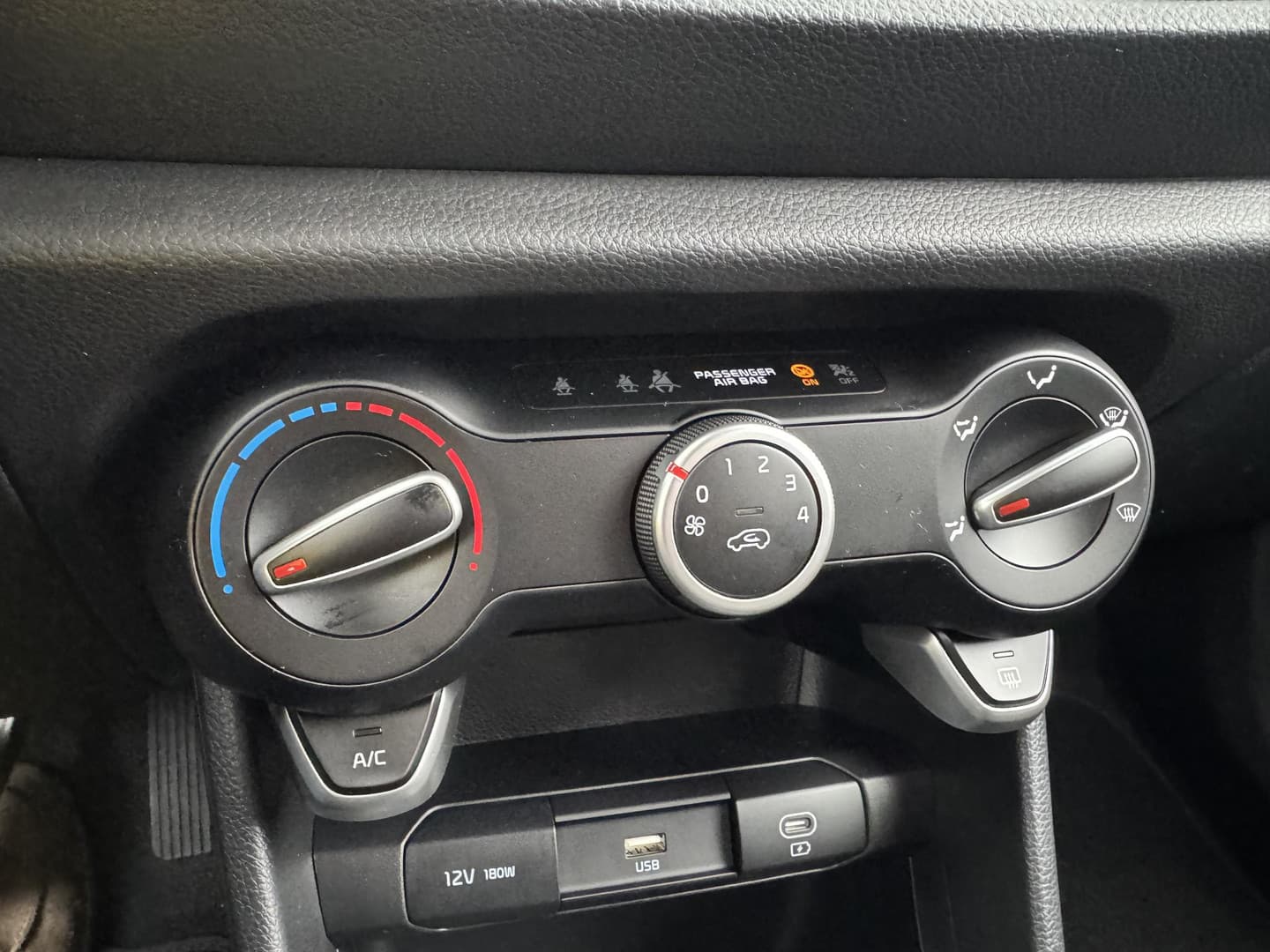 Kia Picanto thumbnail 28