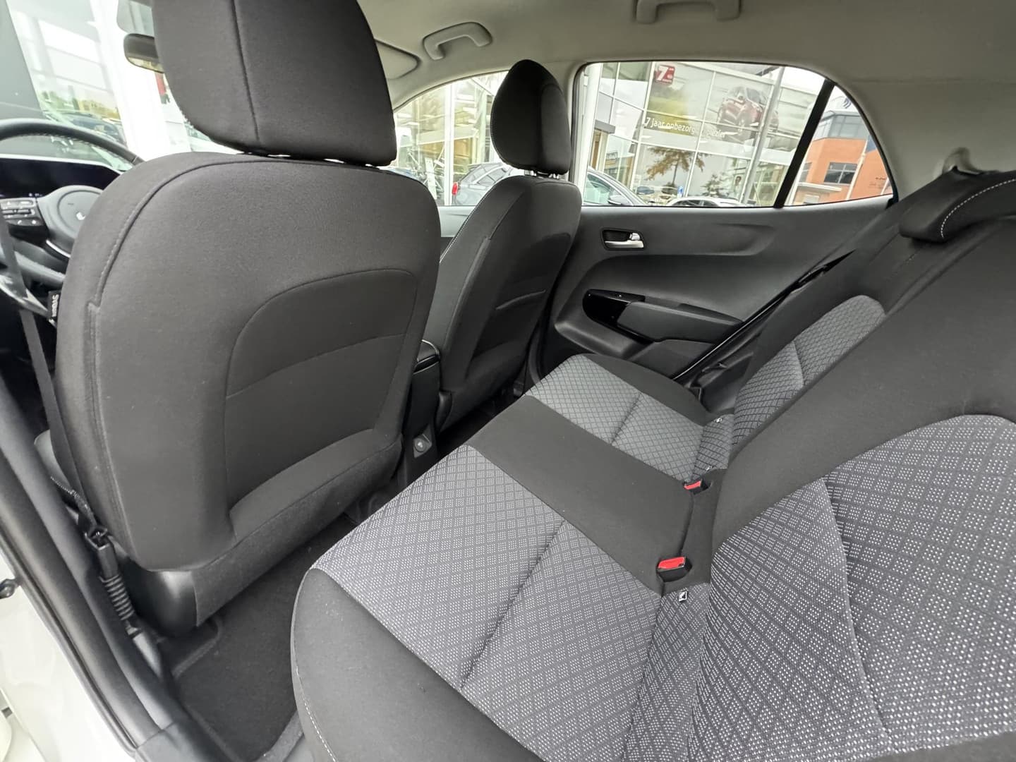 Kia Picanto thumbnail 8