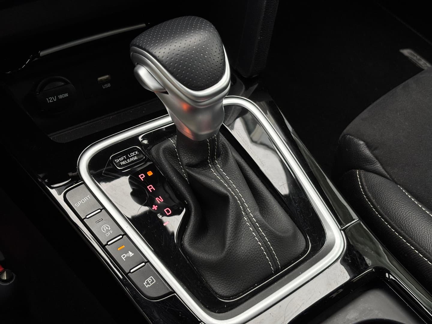 Kia Proceed thumbnail 10