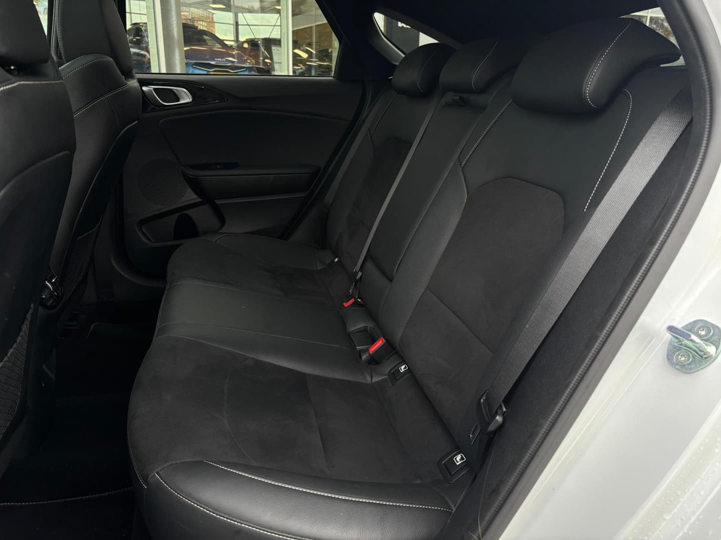 Kia Proceed thumbnail 23