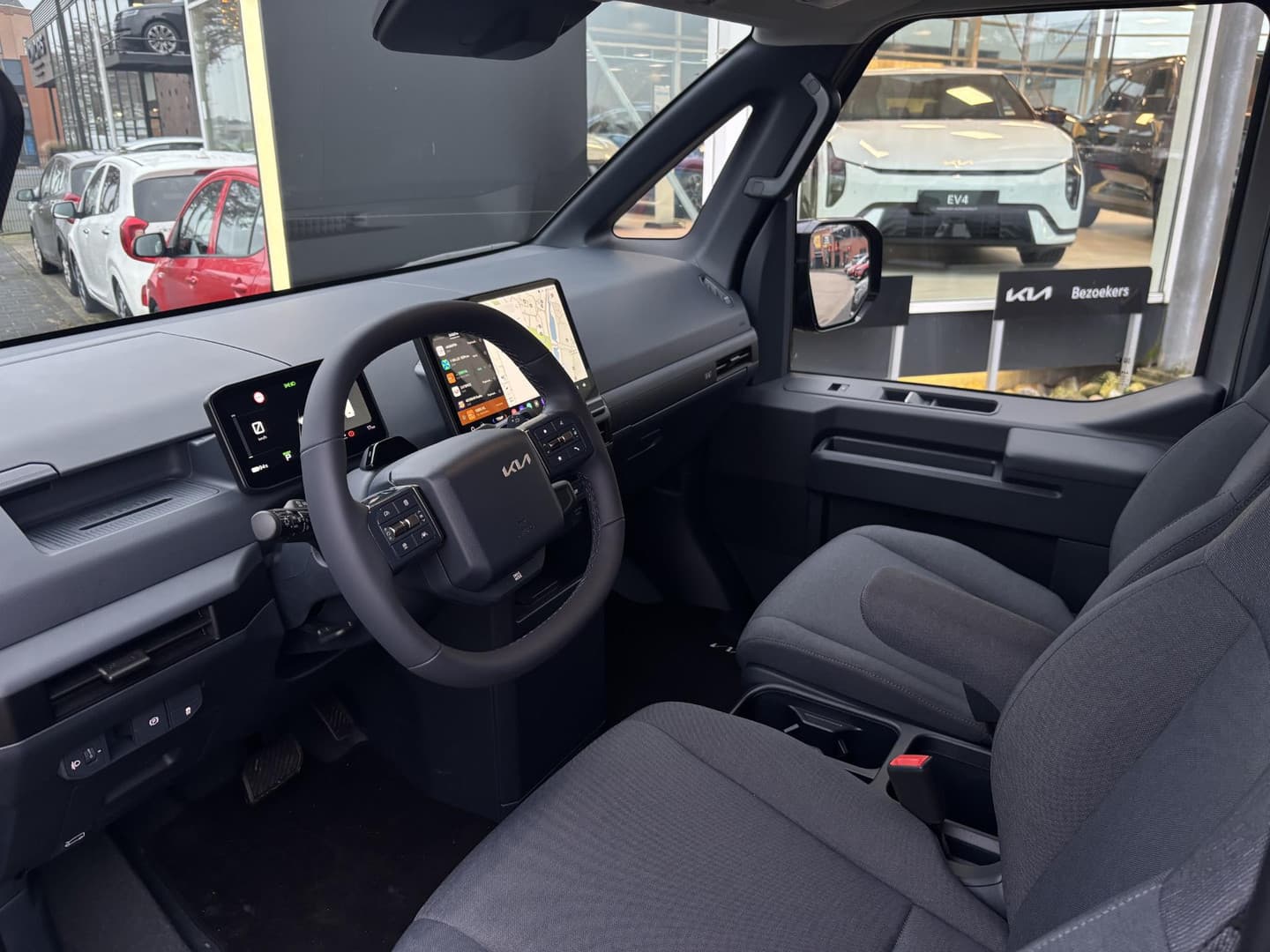 Kia Pv5 thumbnail 12