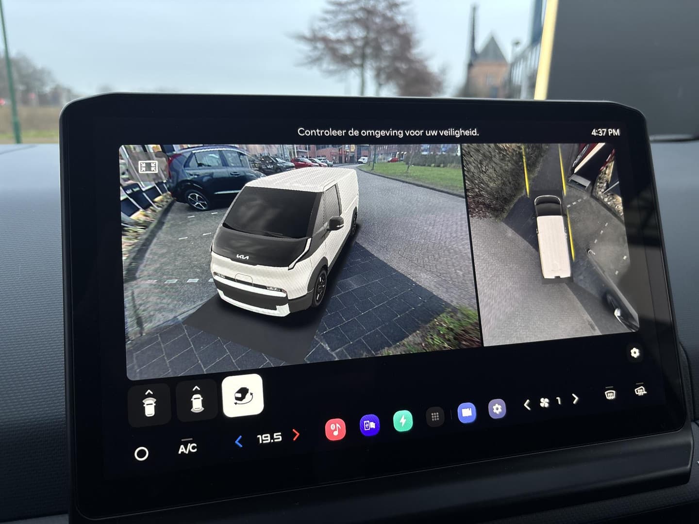 Kia Pv5 thumbnail 23