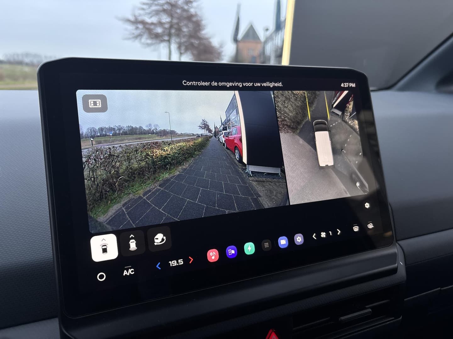 Kia Pv5 thumbnail 34