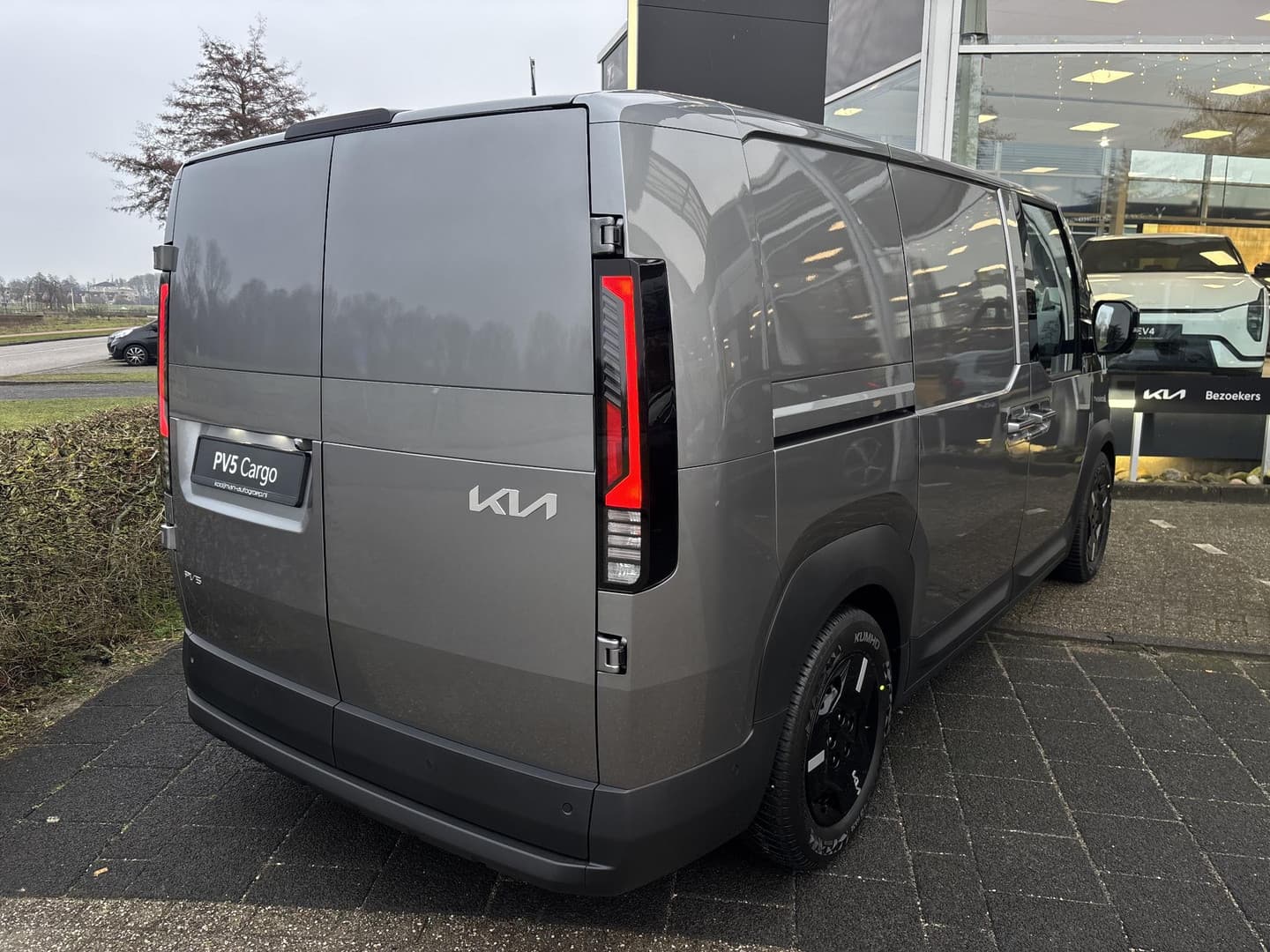 Kia Pv5 thumbnail 9