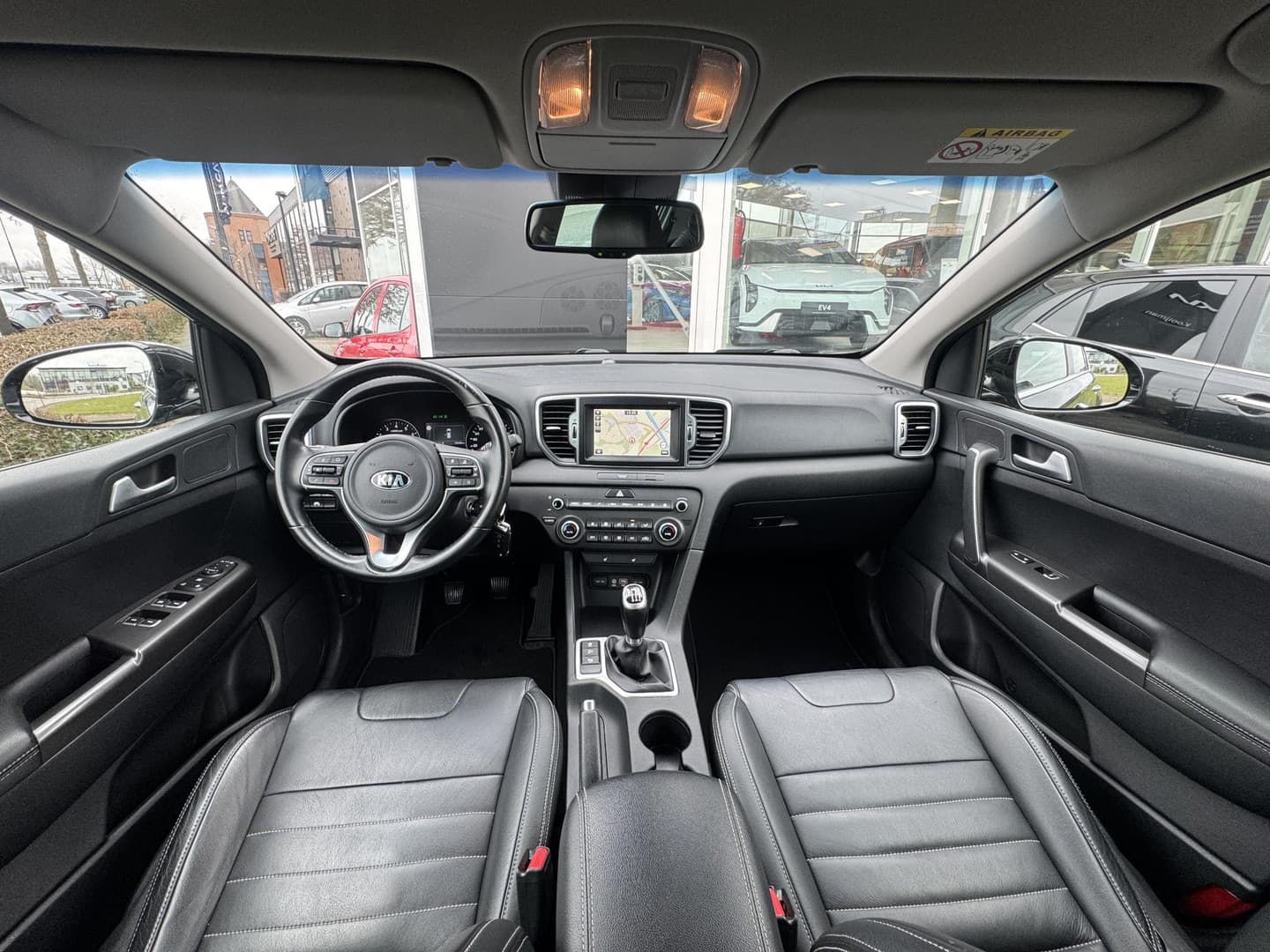 Kia Sportage thumbnail 12