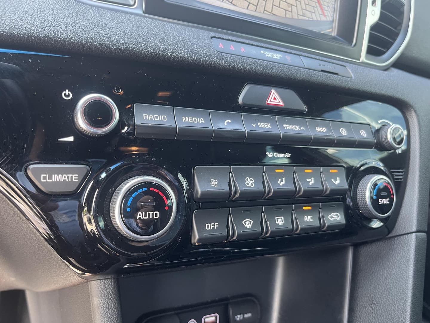 Kia Sportage thumbnail 11