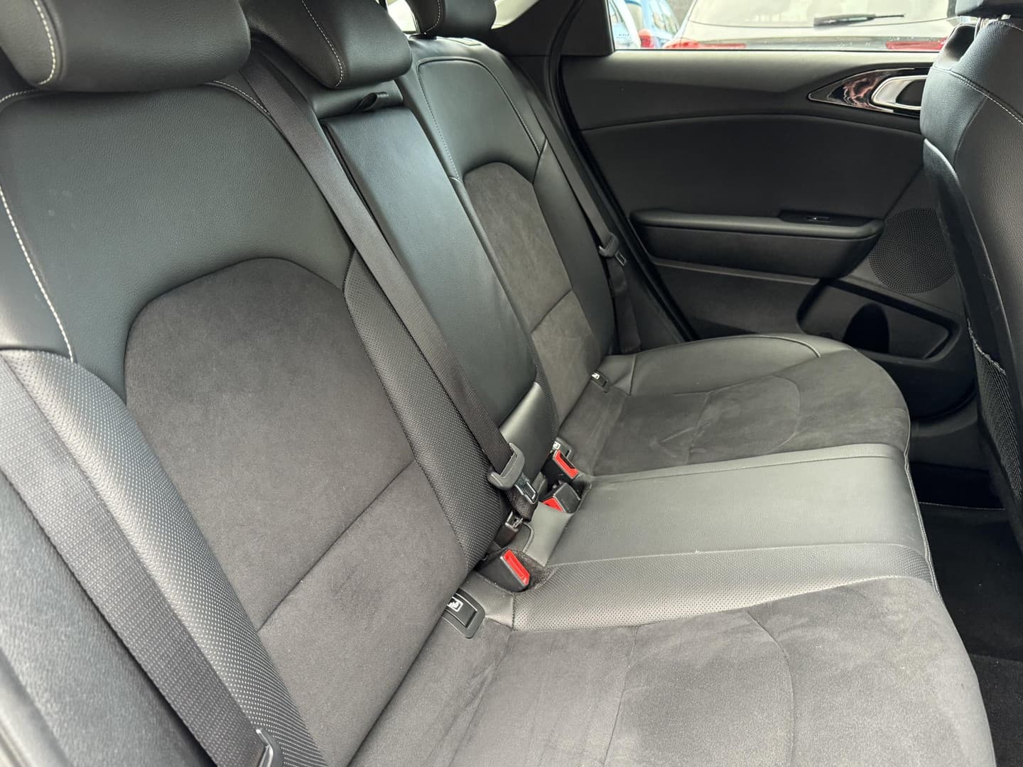 Kia Proceed thumbnail 18