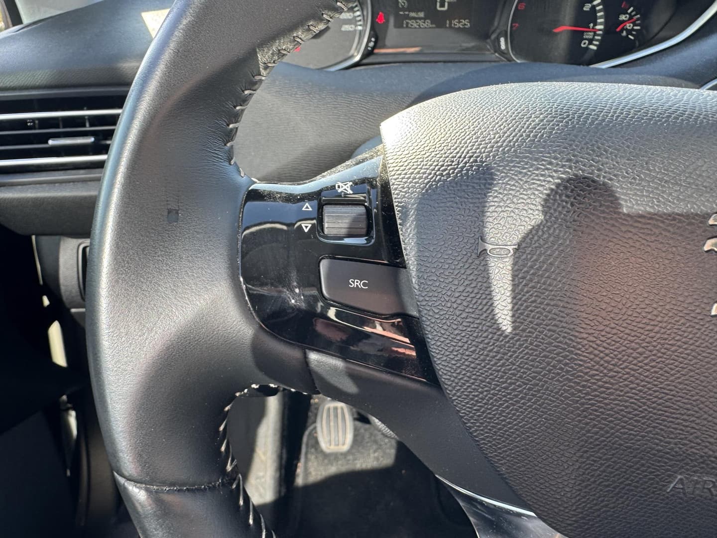 Peugeot 308 thumbnail 15