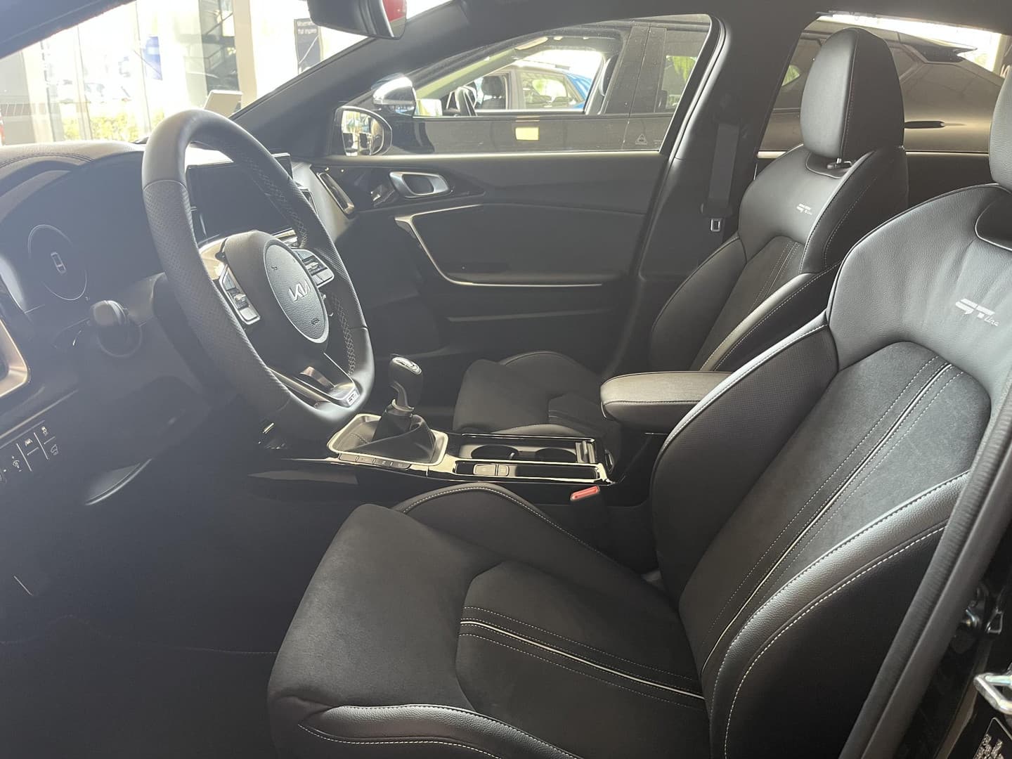 Kia Proceed thumbnail 9