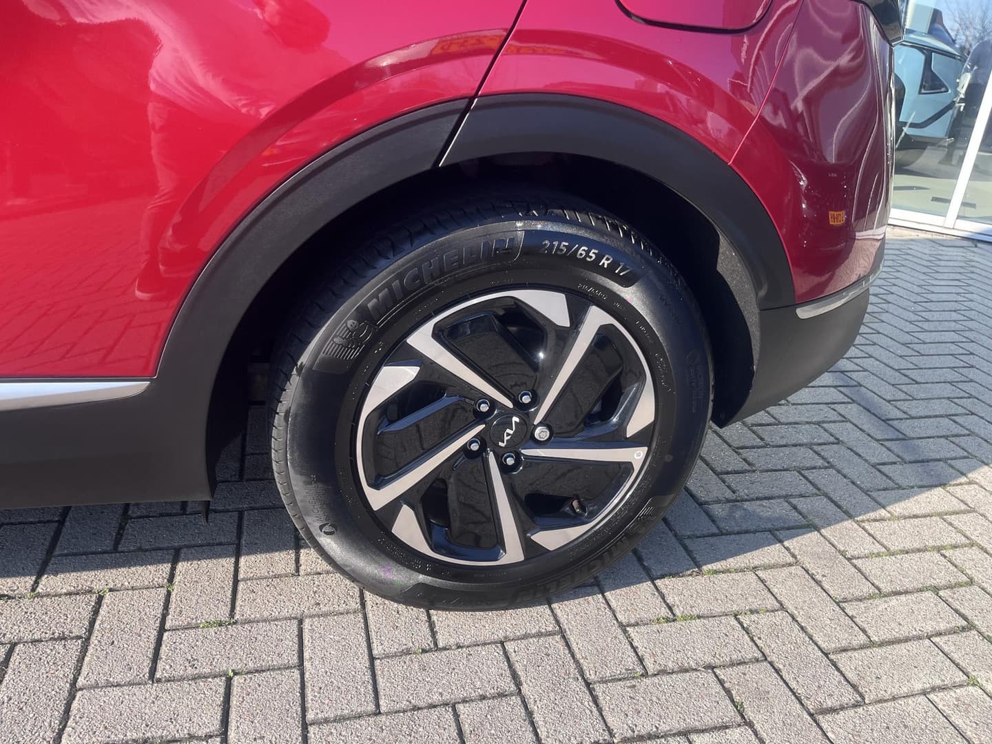 Kia Sportage thumbnail 3