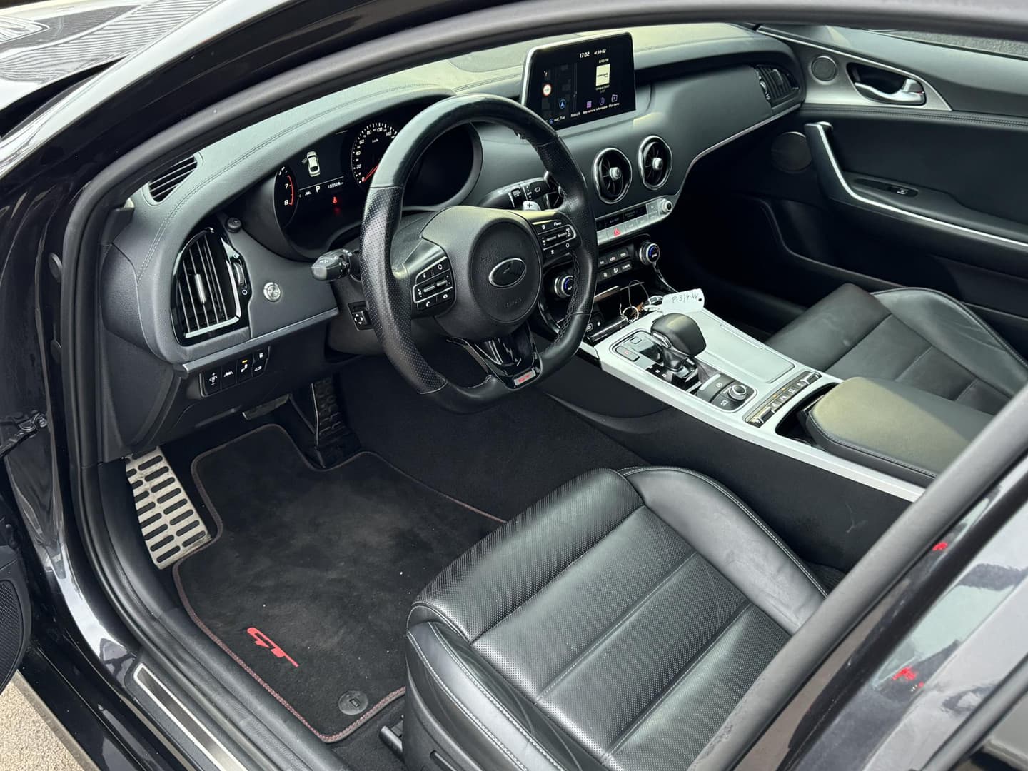 Kia Stinger thumbnail 12