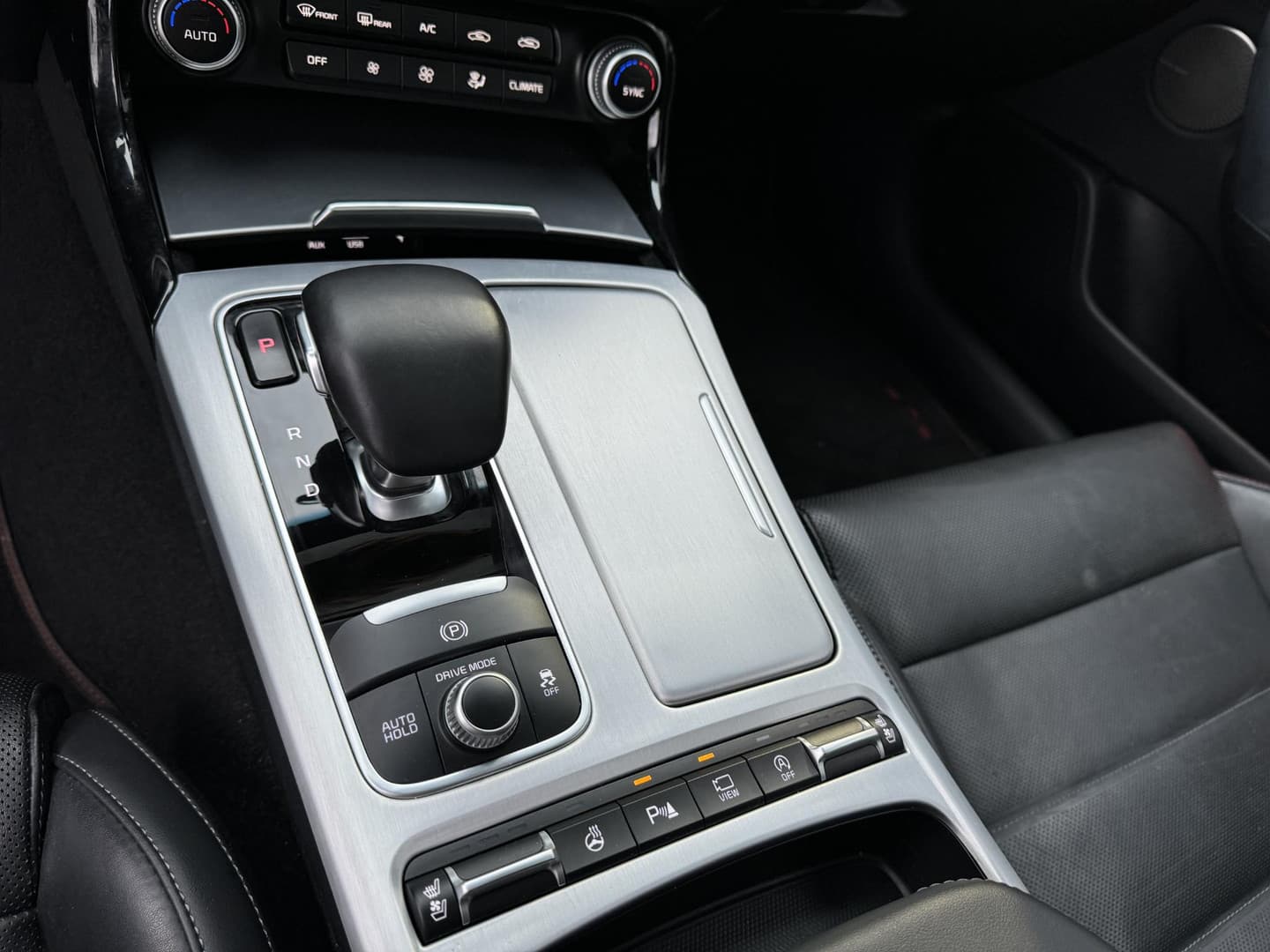 Kia Stinger thumbnail 24