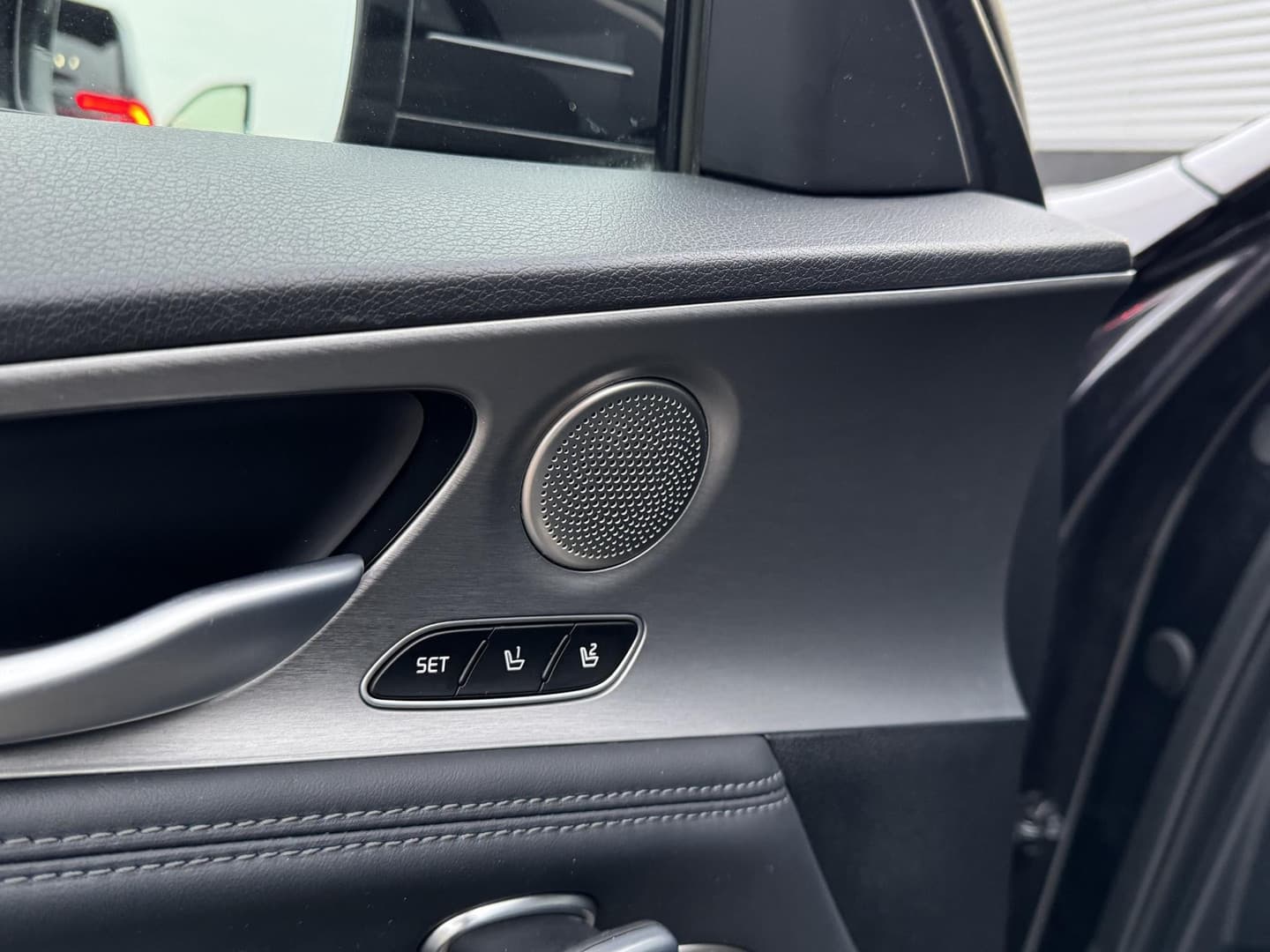 Kia Stinger thumbnail 27