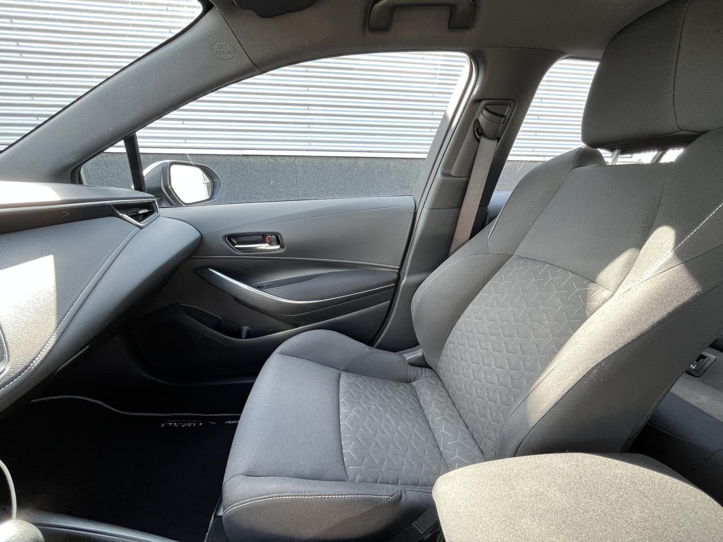 Toyota Corolla-touring-sports thumbnail 43