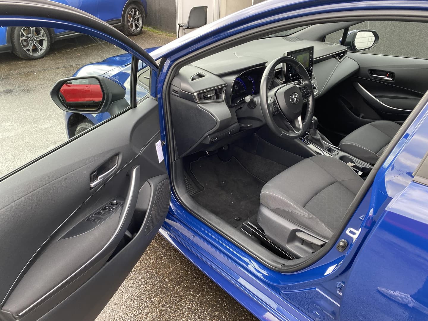 Toyota Corolla thumbnail 18