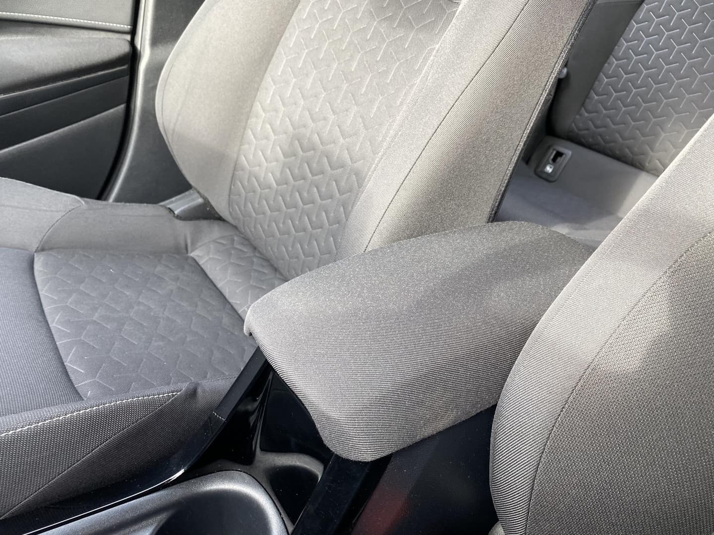 Toyota Corolla thumbnail 36