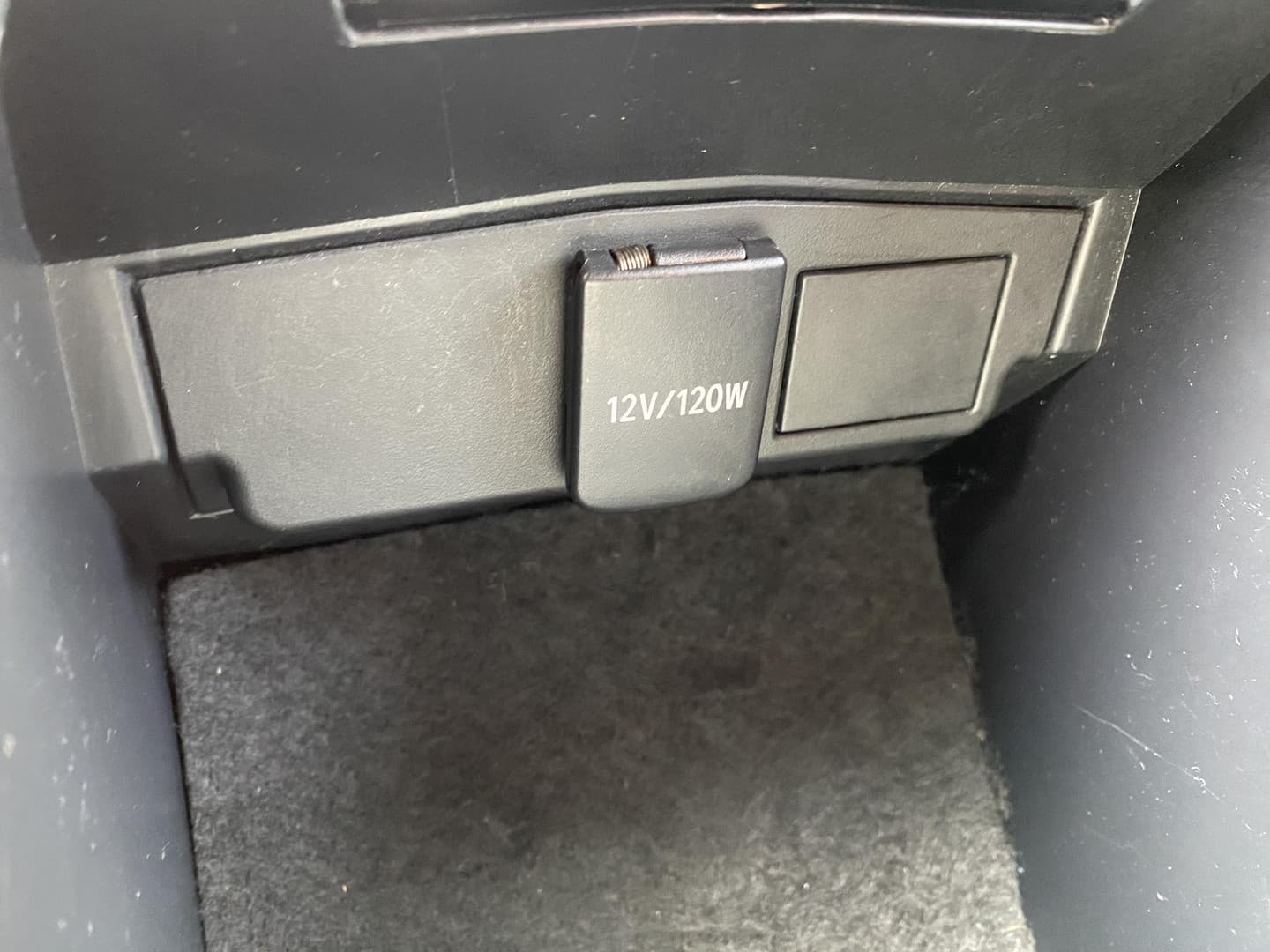 Toyota Corolla thumbnail 40