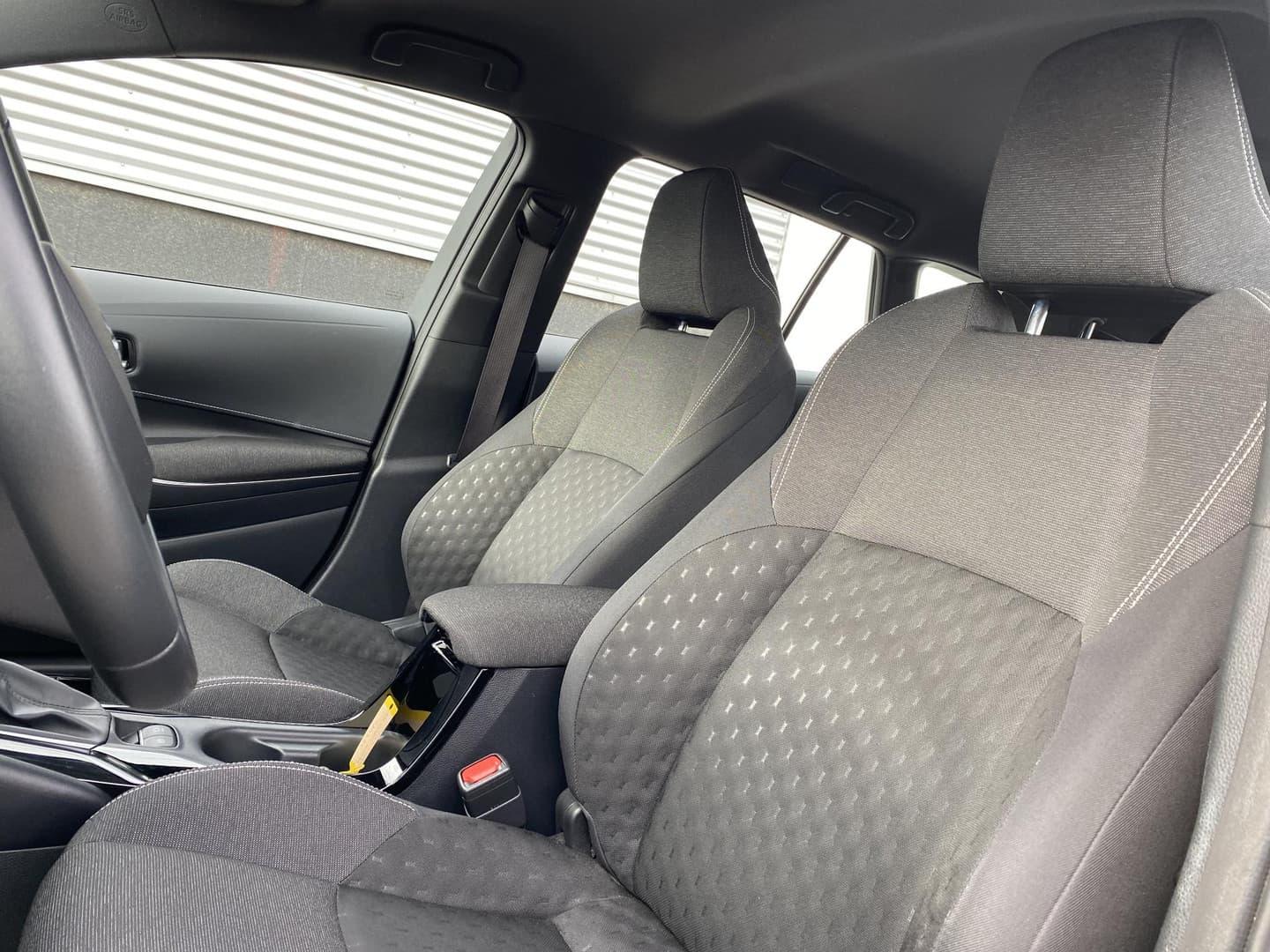 Toyota Corolla-touring-sports thumbnail 22