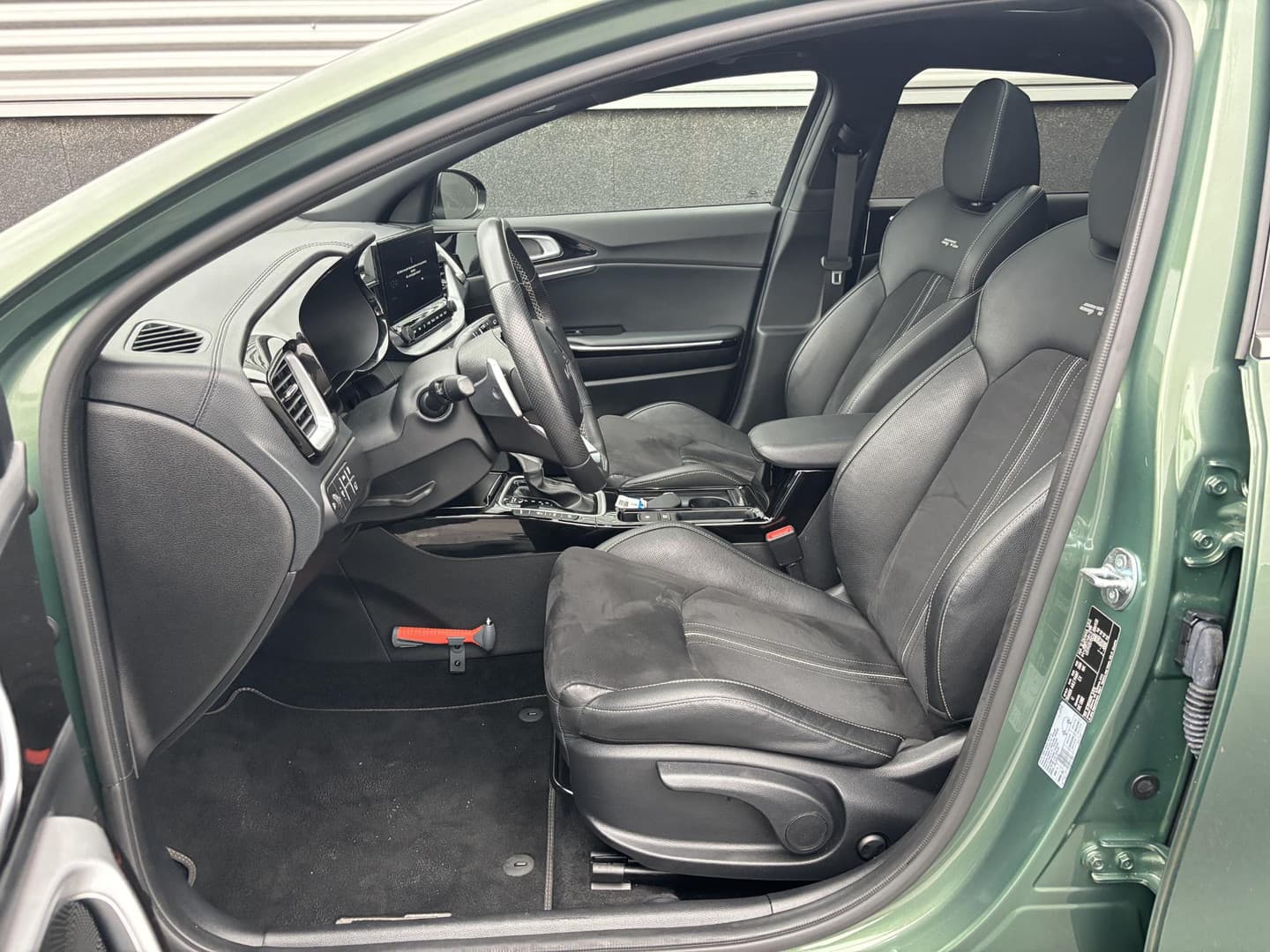 Kia Proceed thumbnail 11