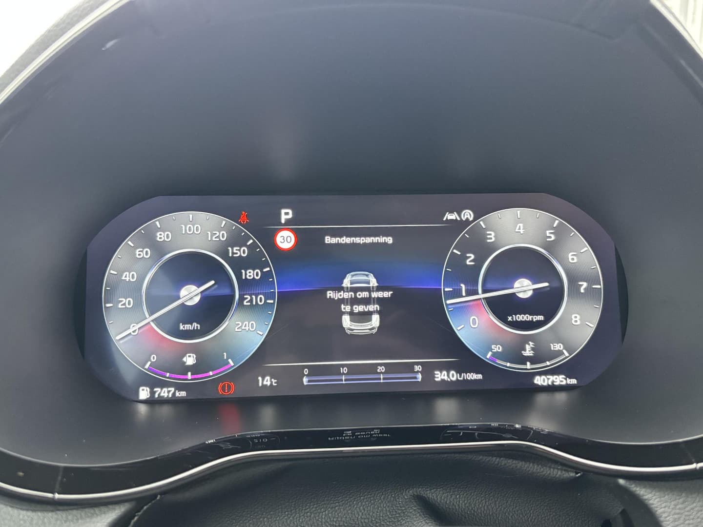 Kia Proceed thumbnail 22