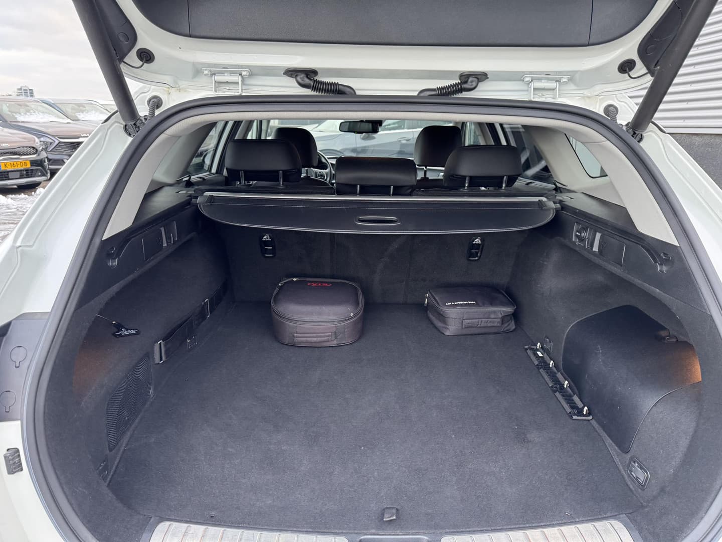 Kia Optima thumbnail 10