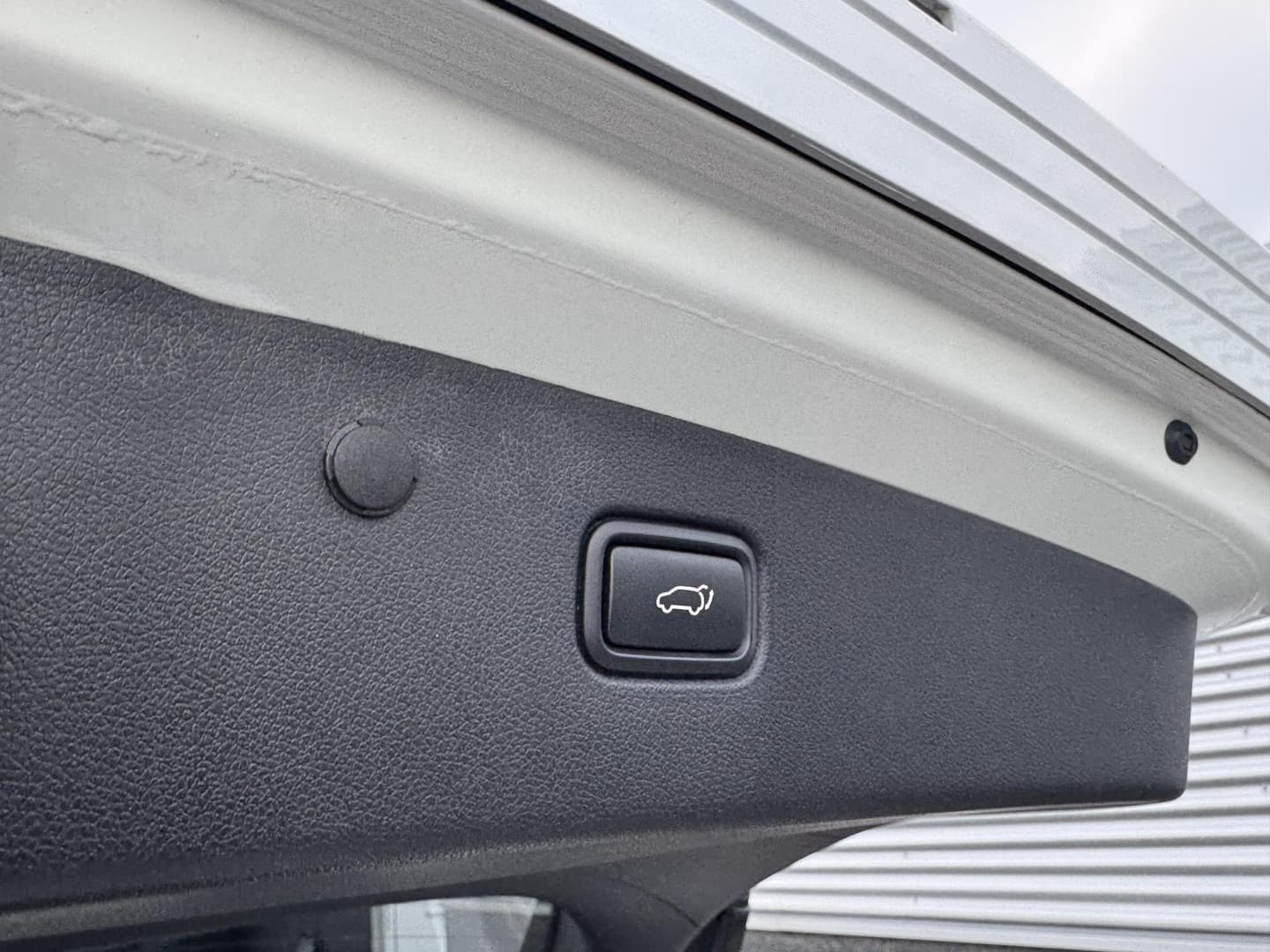 Kia Optima thumbnail 21