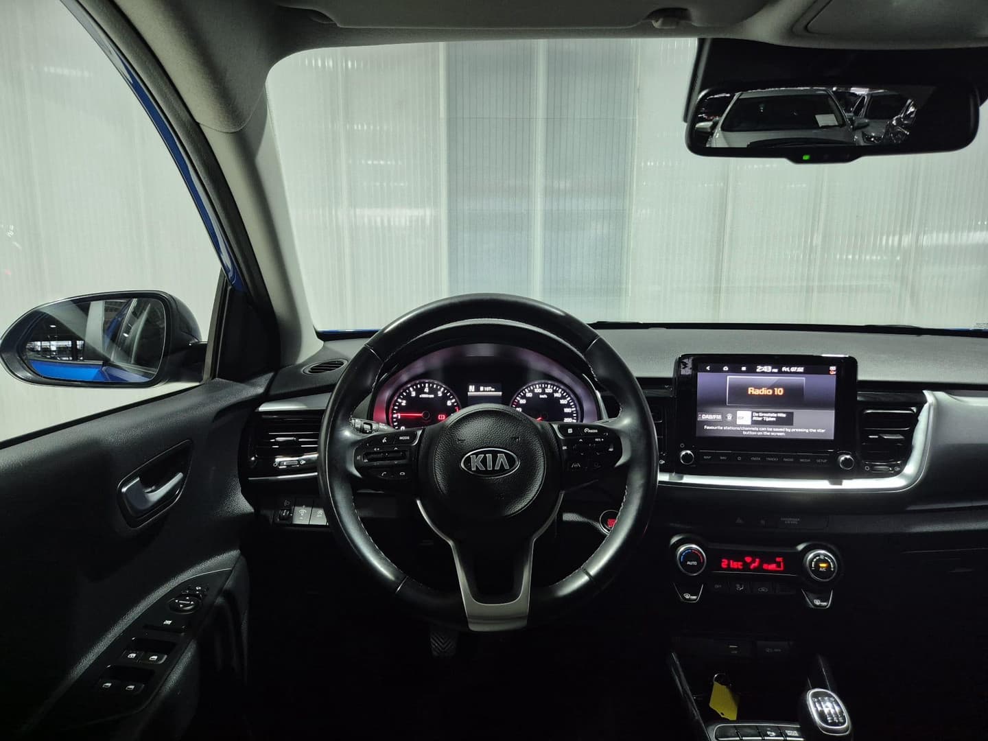 Kia Stonic thumbnail 32