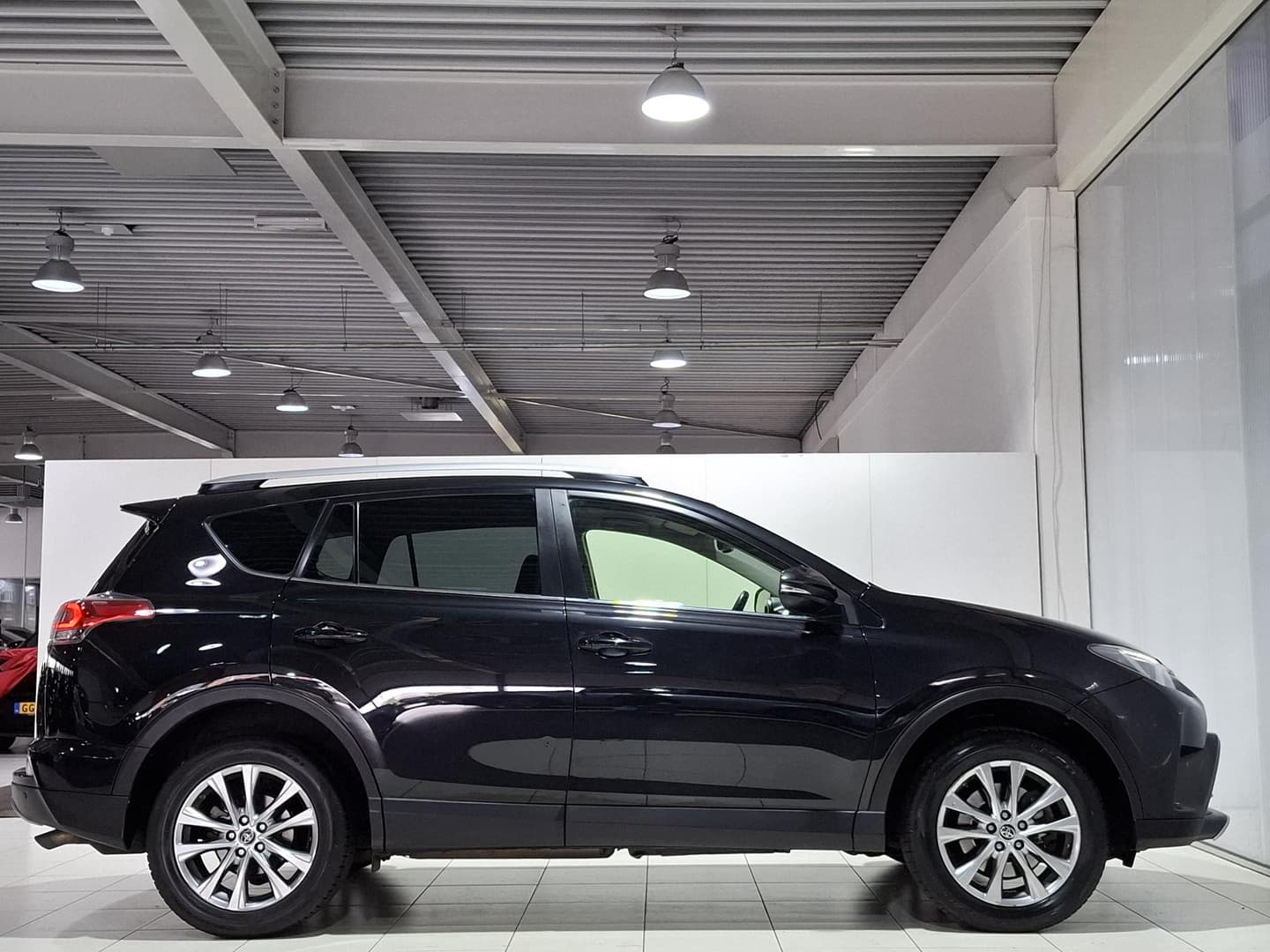 Toyota Rav4 thumbnail 12