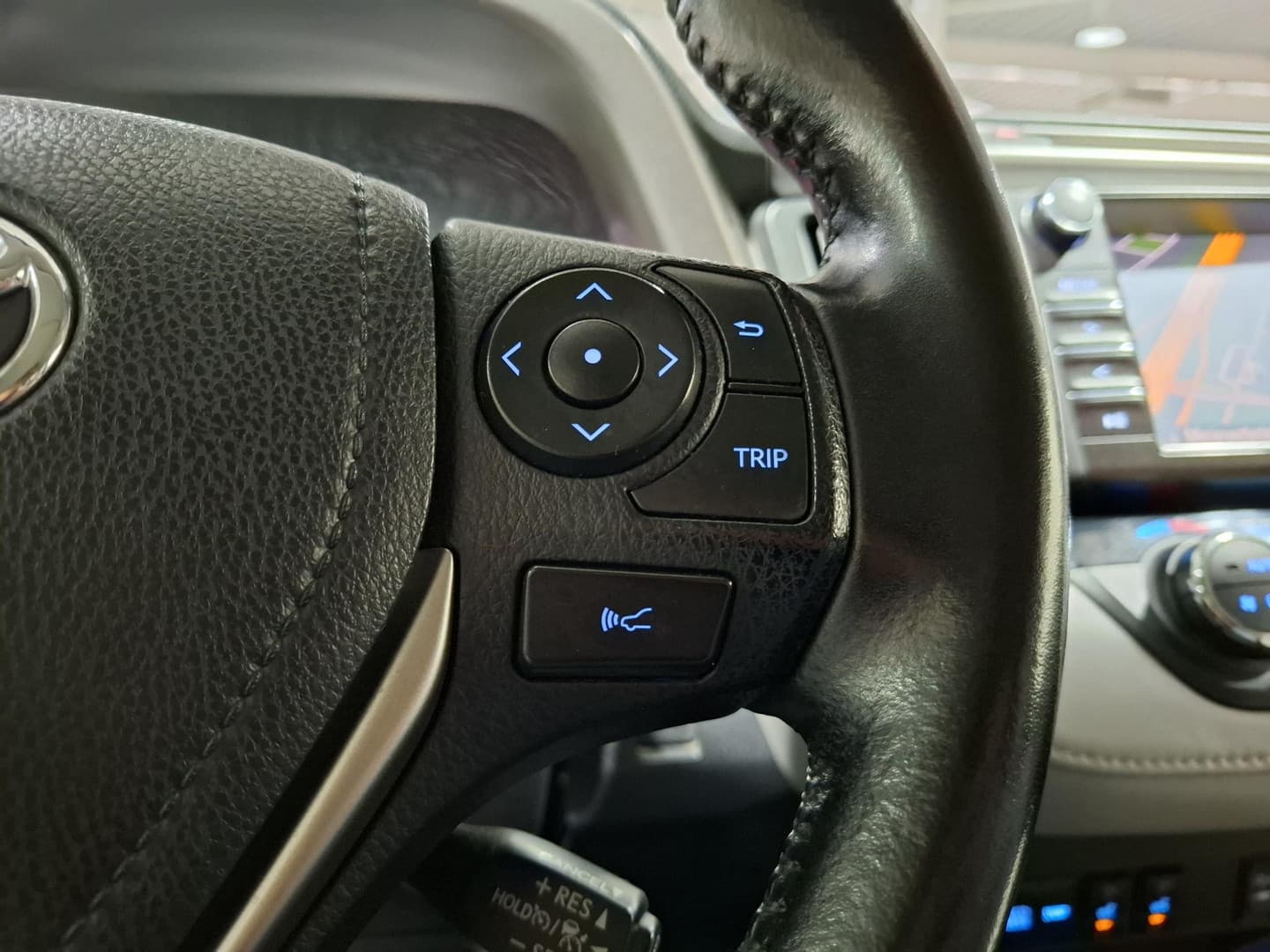 Toyota Rav4 thumbnail 28