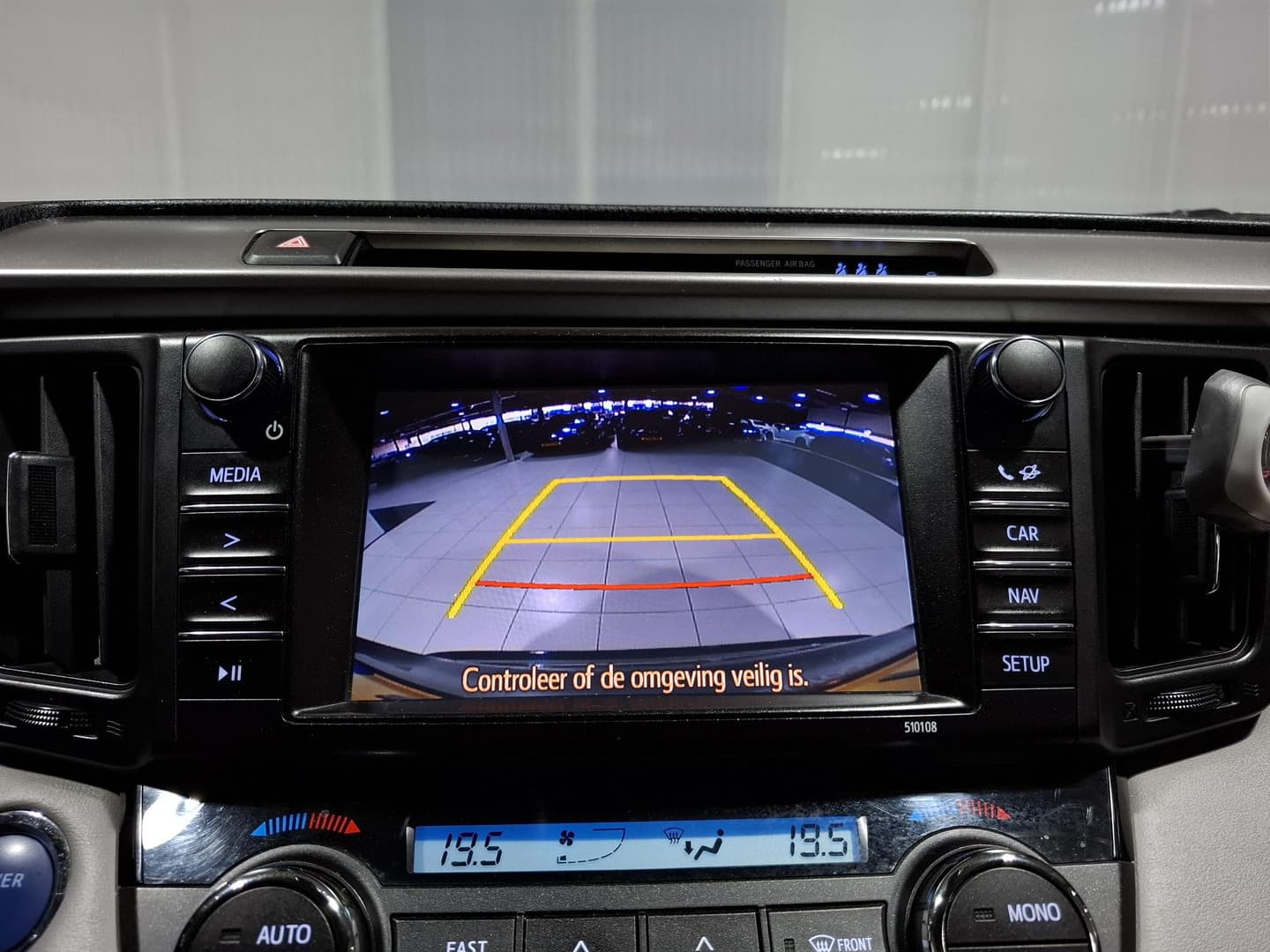 Toyota Rav4 thumbnail 9