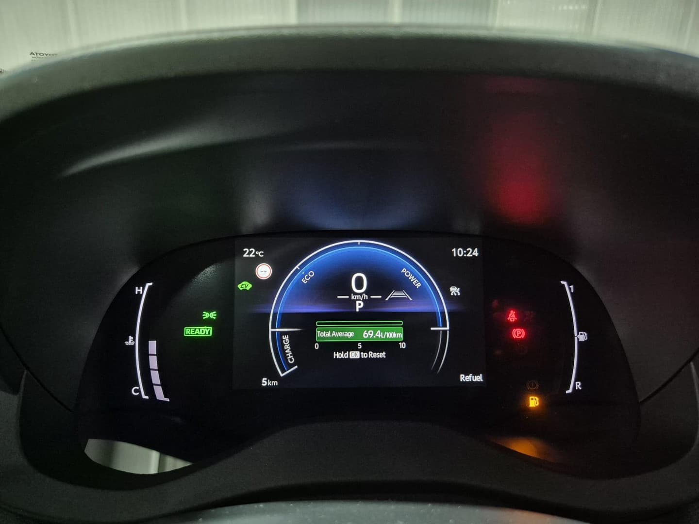 Toyota Yaris-cross thumbnail 12