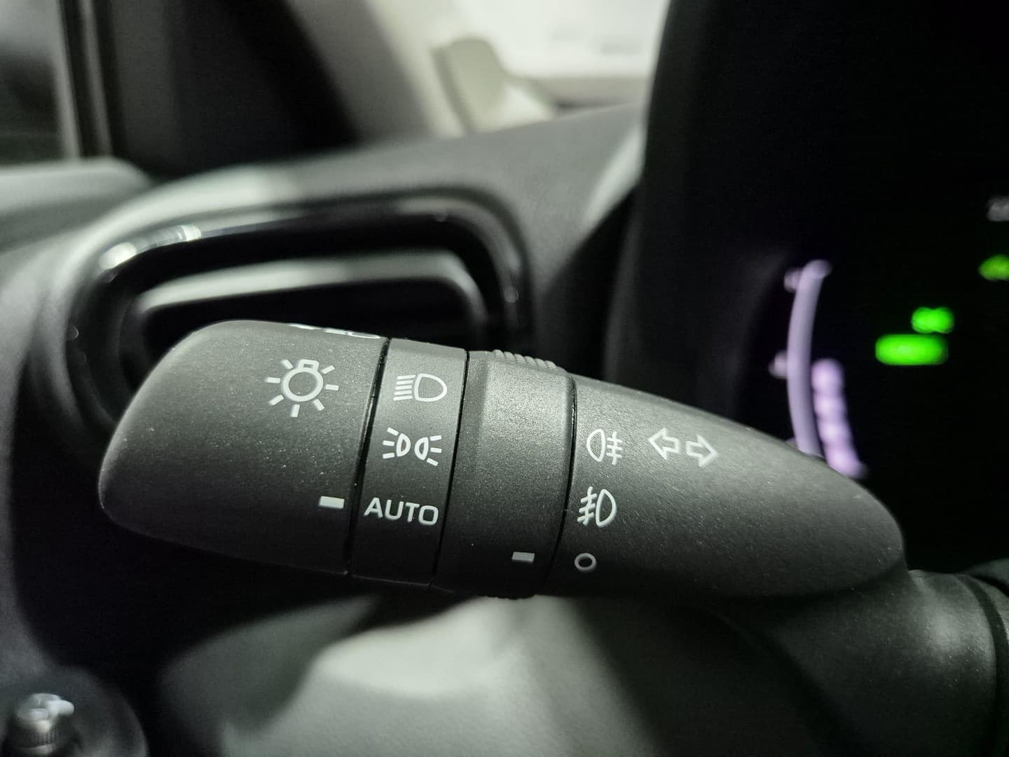 Toyota Yaris-cross thumbnail 22