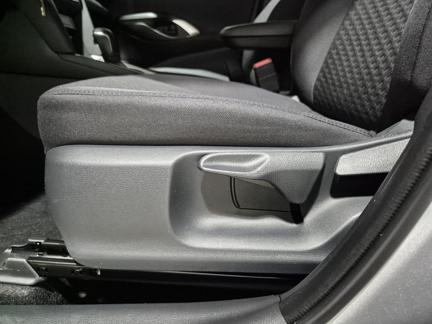 Toyota Yaris-cross thumbnail 31