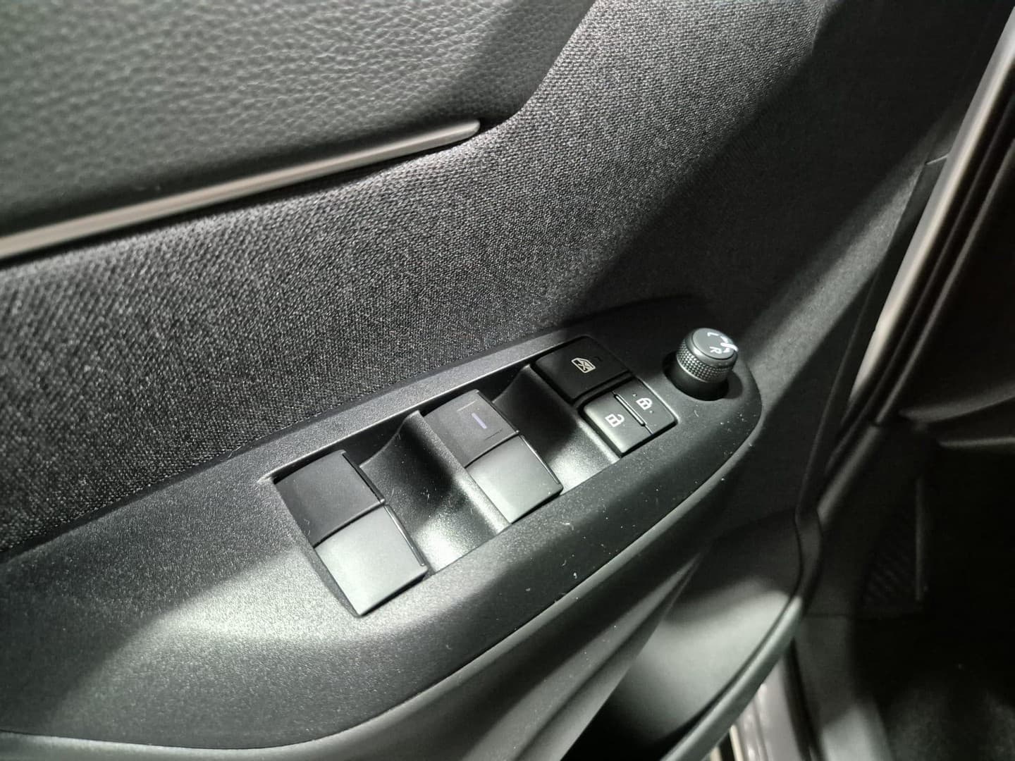 Toyota Yaris-cross thumbnail 33