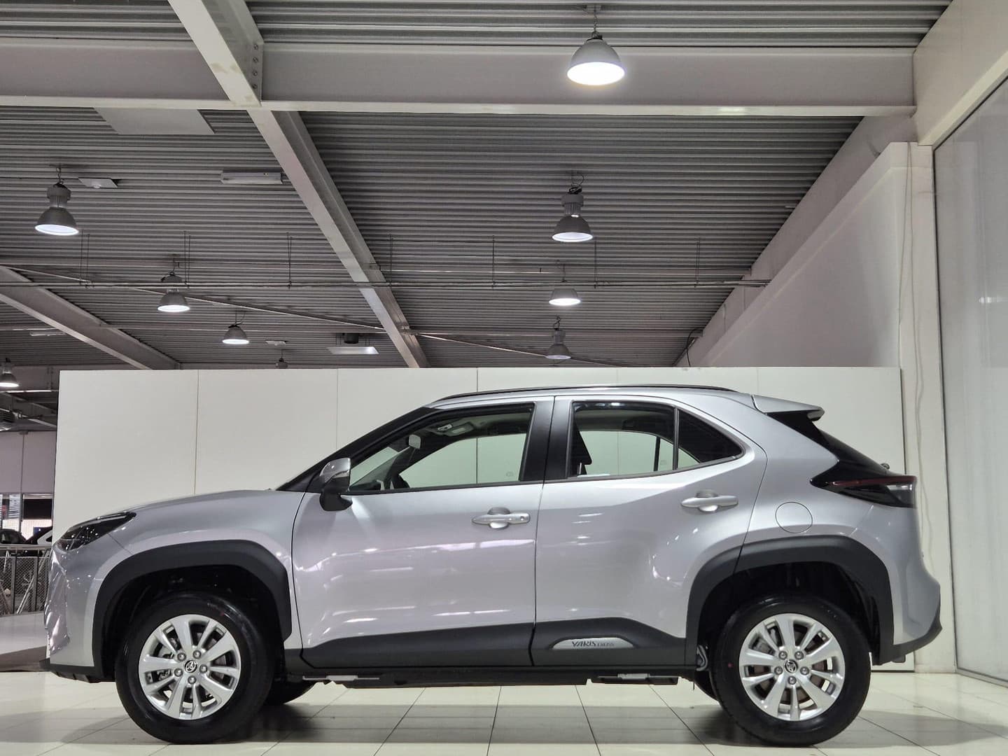 Toyota Yaris-cross thumbnail 6