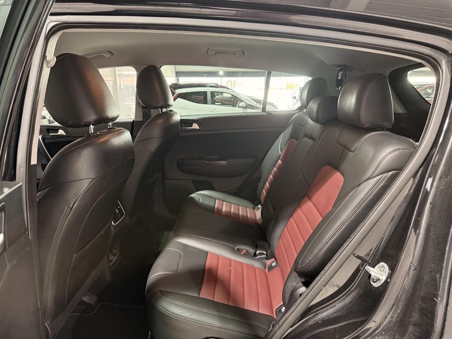 Kia Sportage thumbnail 24